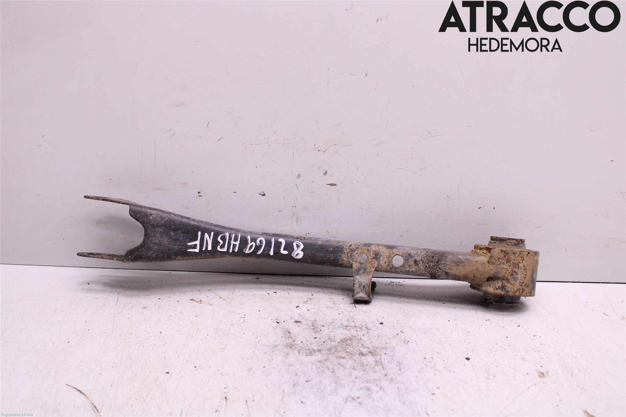 Subaru OUTBACK 10-15 Bärarm Bak Höger