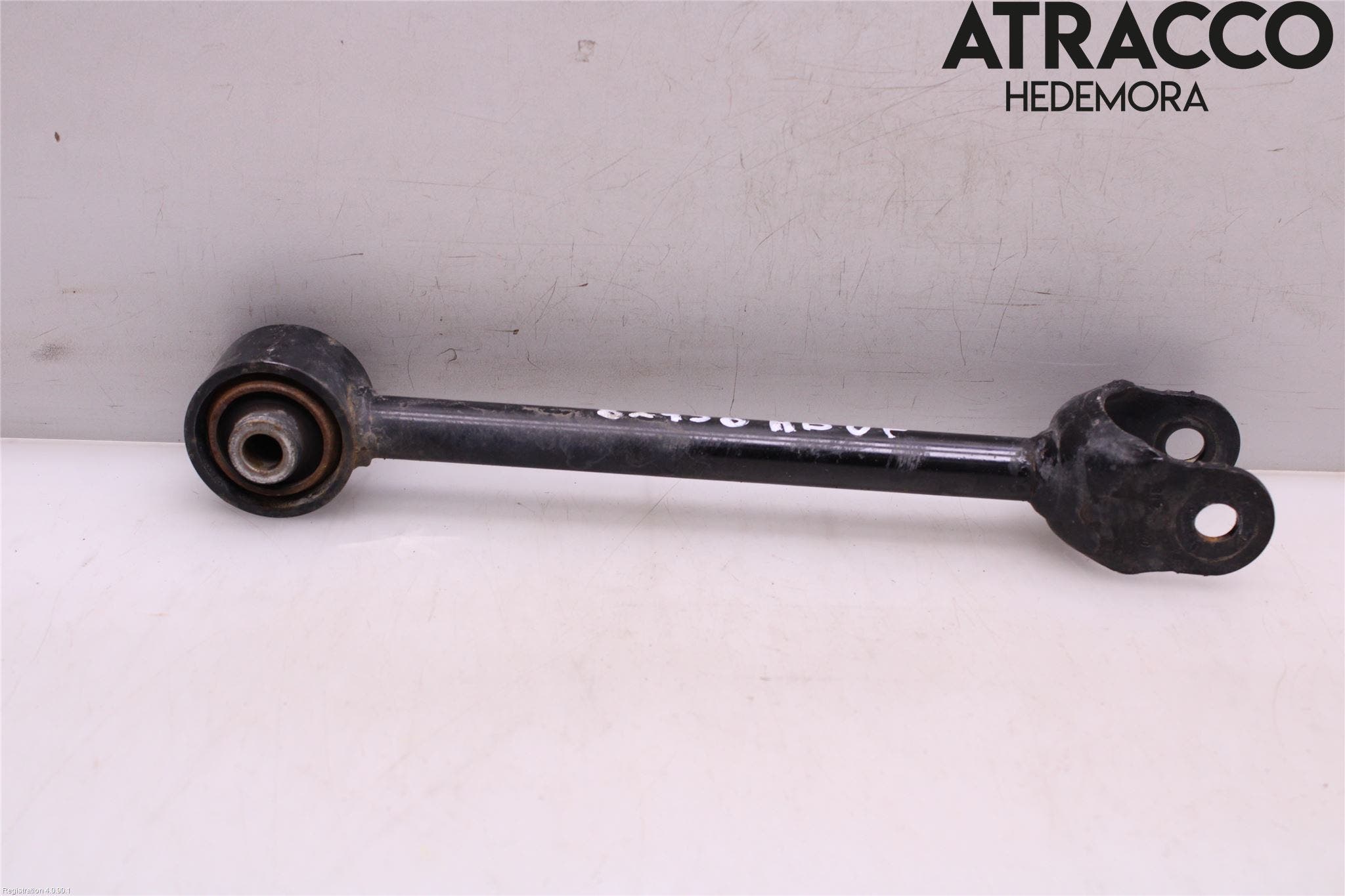 Toyota C-HR 16-23 Bärarm Bak Höger