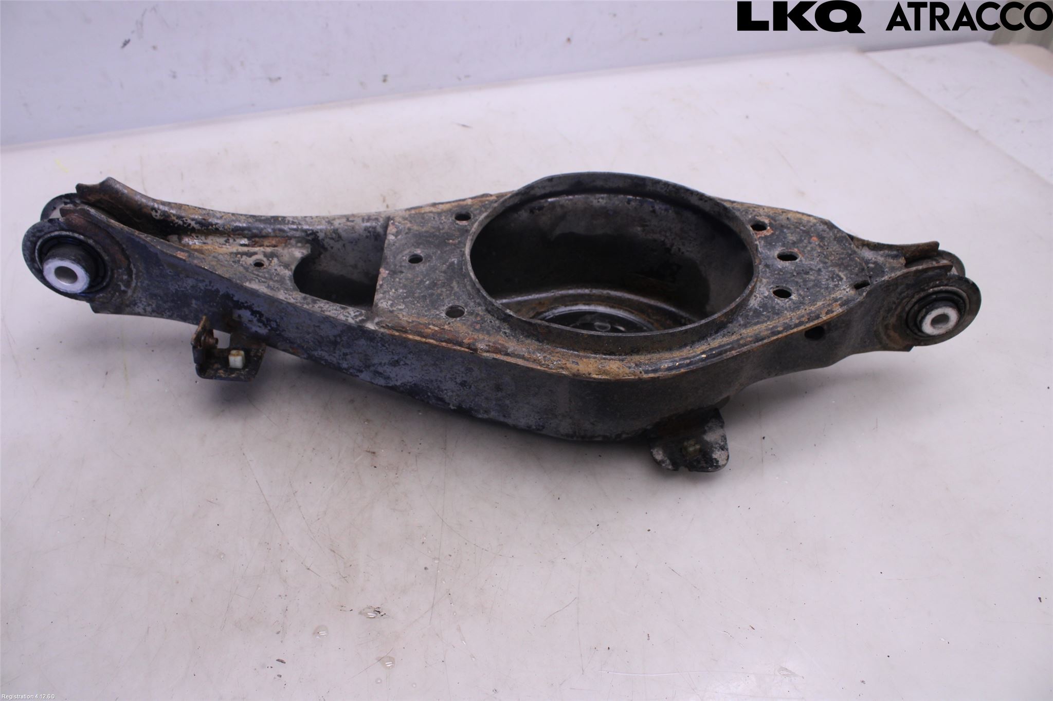 Ford FOCUS 19- Bärarm Bak Vänster