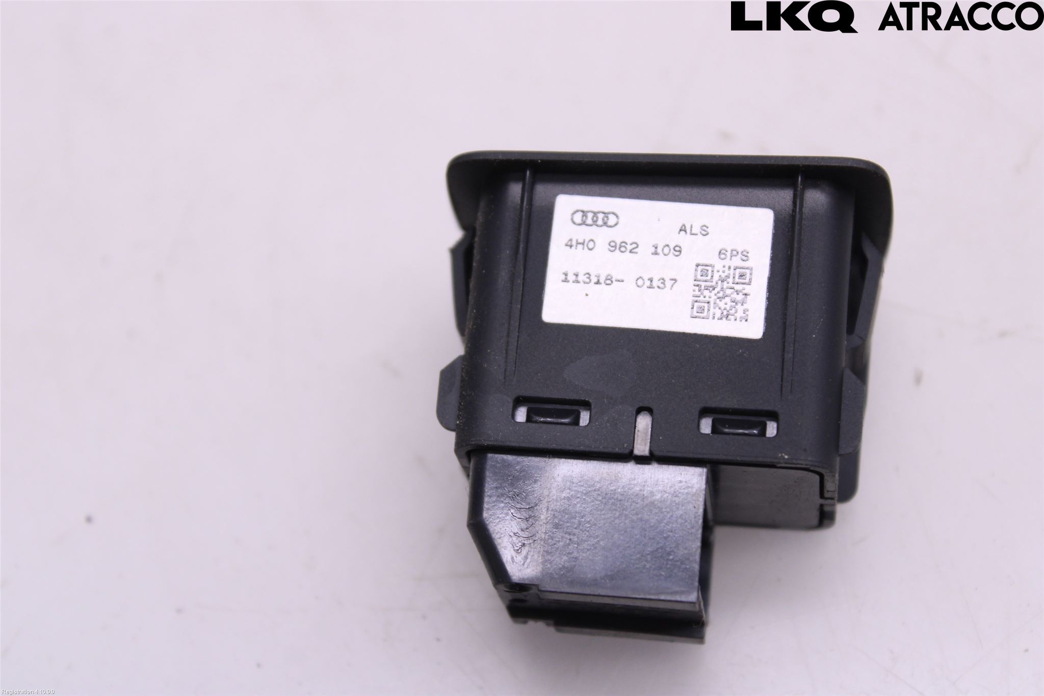 Audi A1/S1 11-18 Strömställare Fram