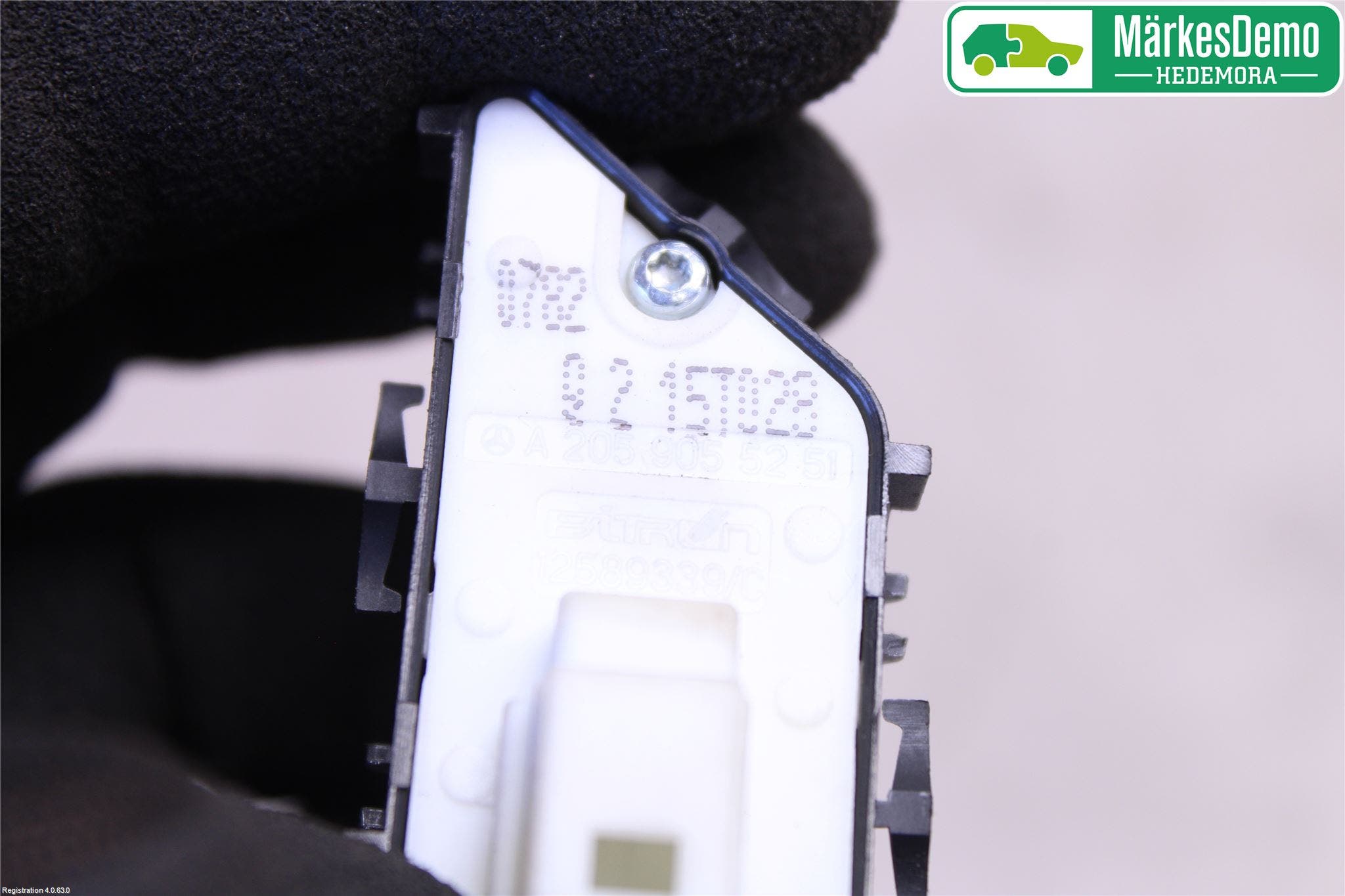 Mercedes-Benz MB C-KLASS (W205) 14-21 Strömställare Centrallås