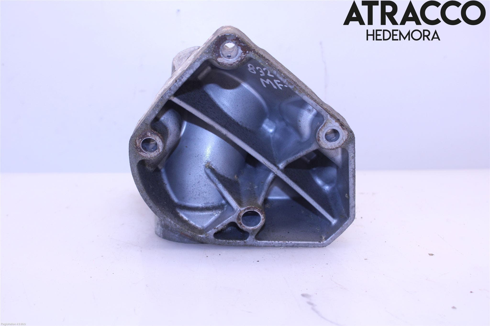 Mercedes-Benz MB E-KLASS (W211) 02-09 Motorfäste