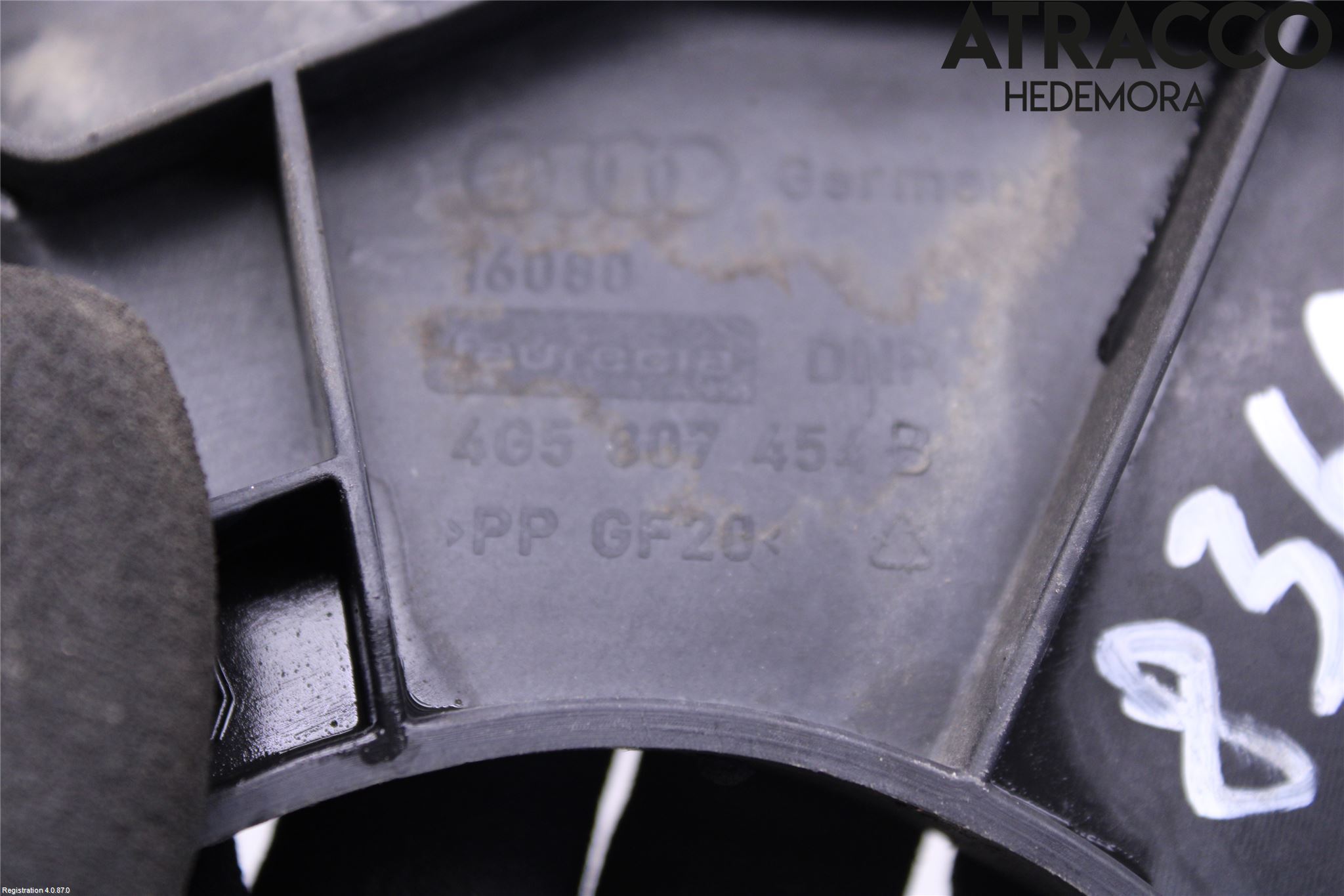 Audi A6/S6 4G 11-18 Stötfångarfäste Bak Hö