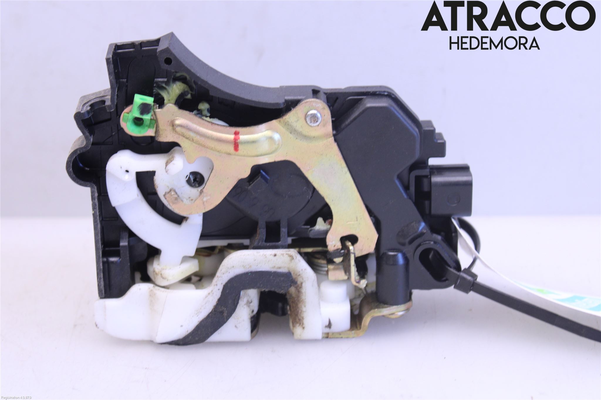 Mitsubishi OUTLANDER 01-07 Låskista-Dörrlås