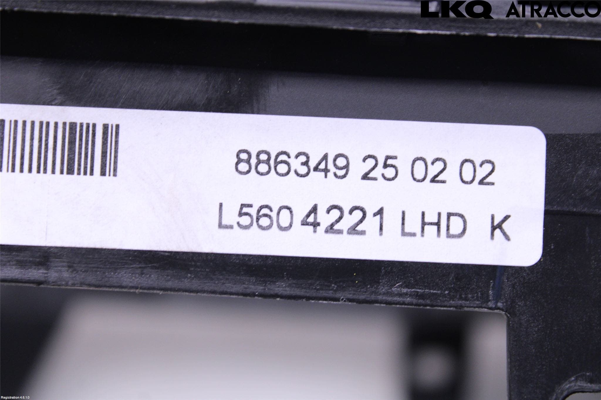 Landrover RANGE ROVER VELAR (L560) 17- Instrumentkonsoll Mitt