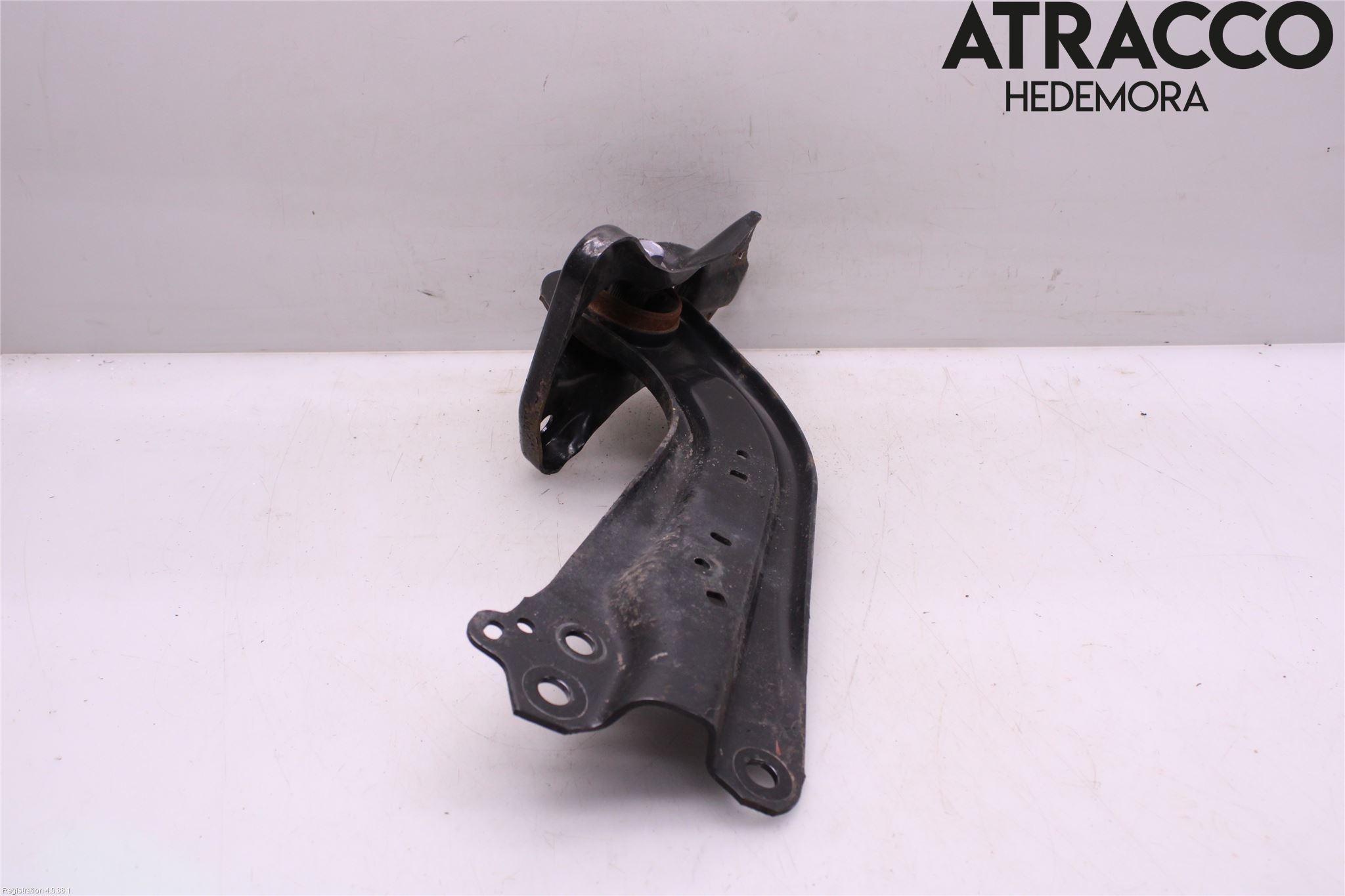 Toyota C-HR 16-23 Bärarm Bak Vänster