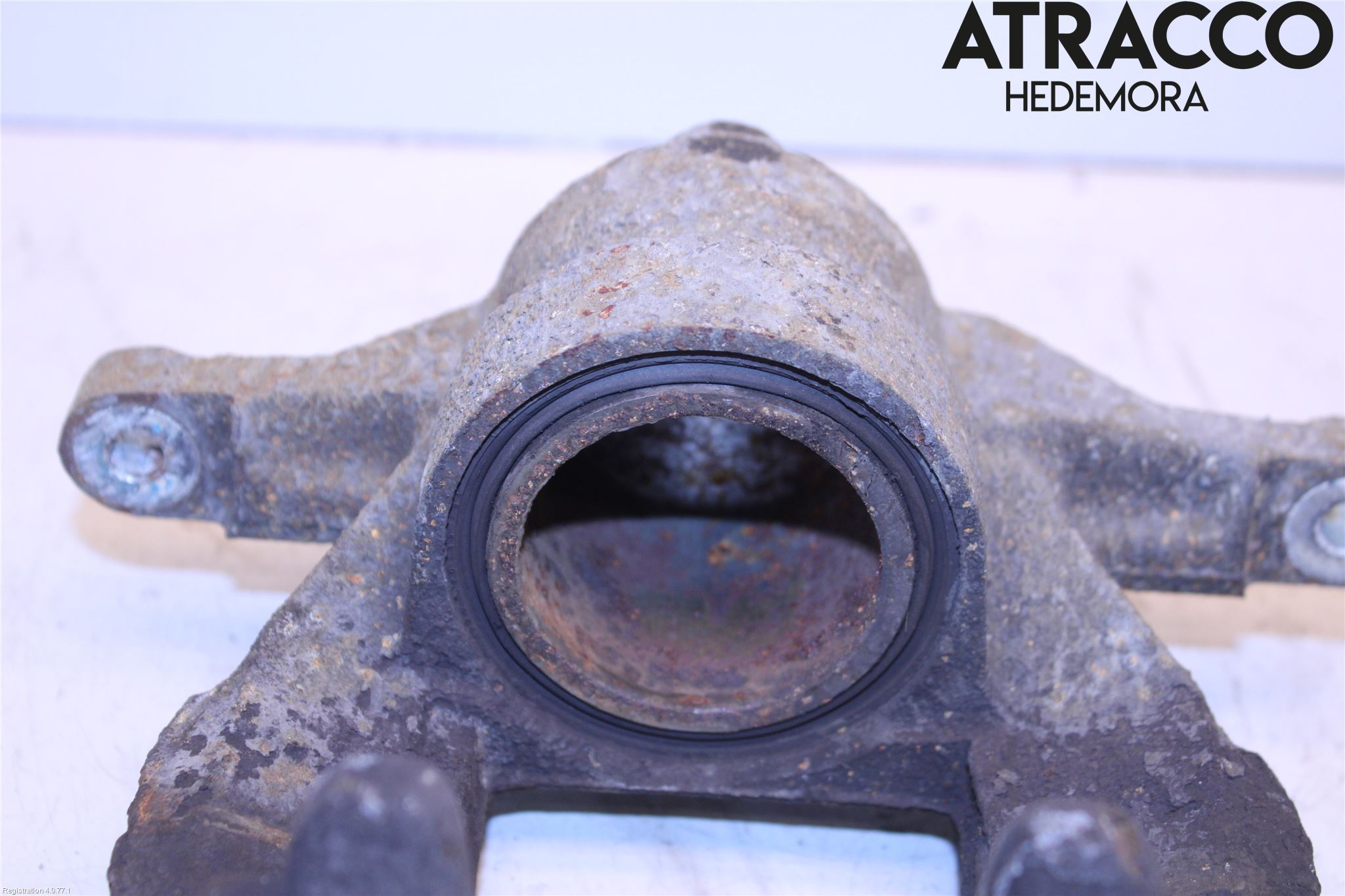 Toyota AVENSIS 16-18 Bromsok Fram Höger