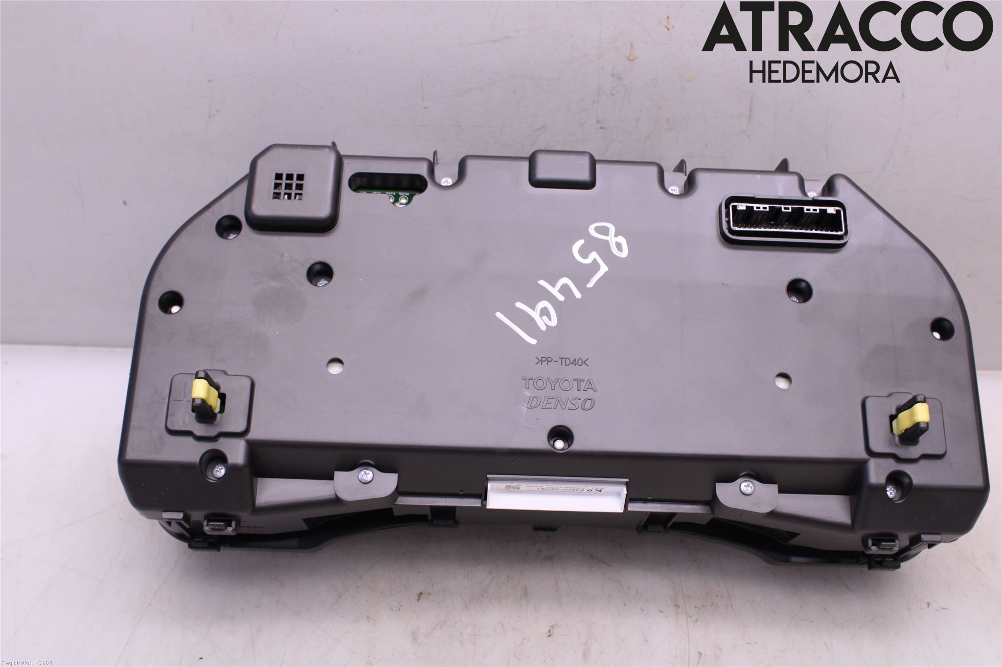 Toyota AVENSIS 09-15 Instrument Komb