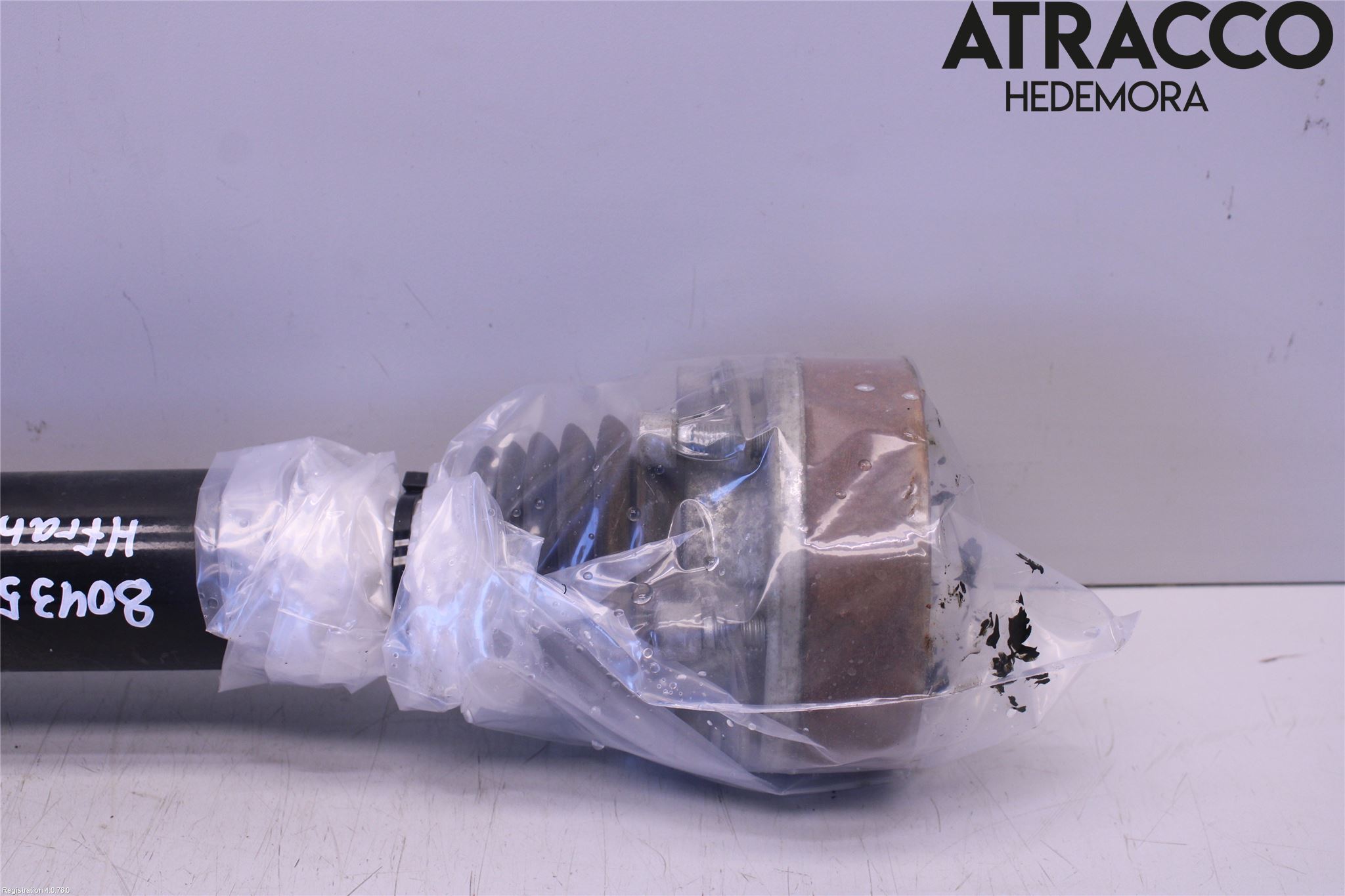 Volkswagen VW PASSAT 11-14 Drivaxel Fram Höger
