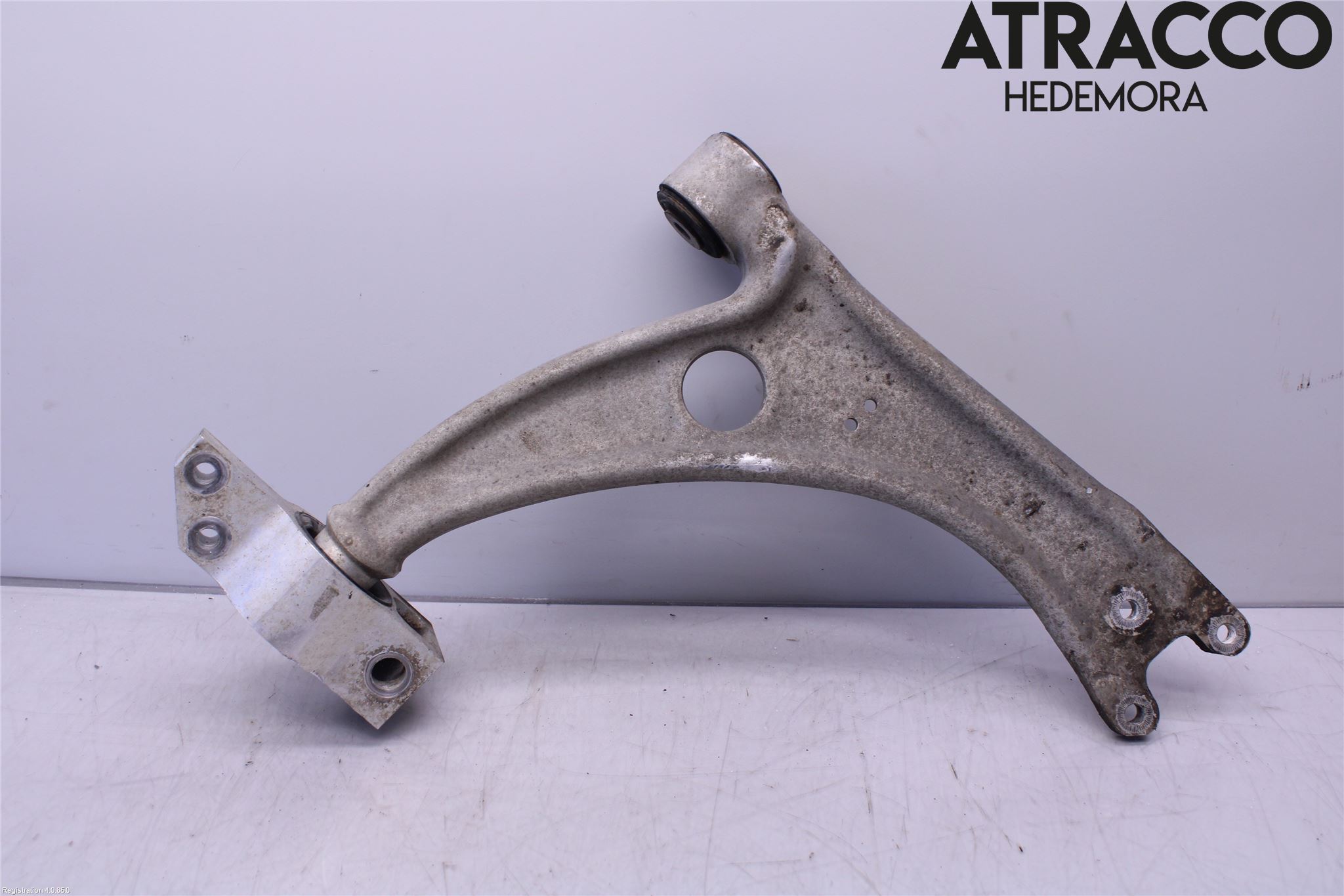 Audi Q3 8U 12-18 Bärarm Fram Undre Vä