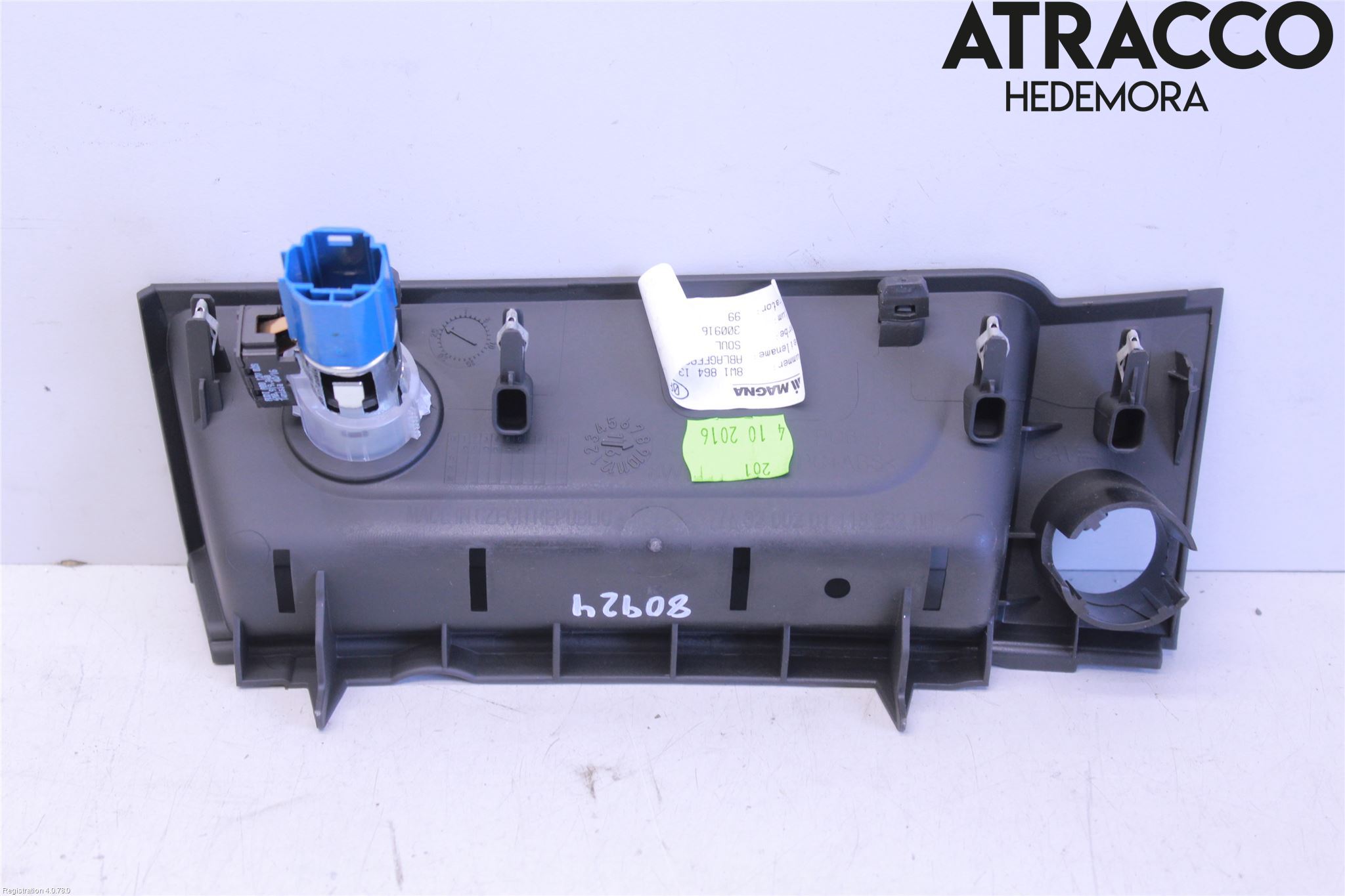 Audi A4/S4 B9 16-19 Instrumentbräda Förvaringsfack