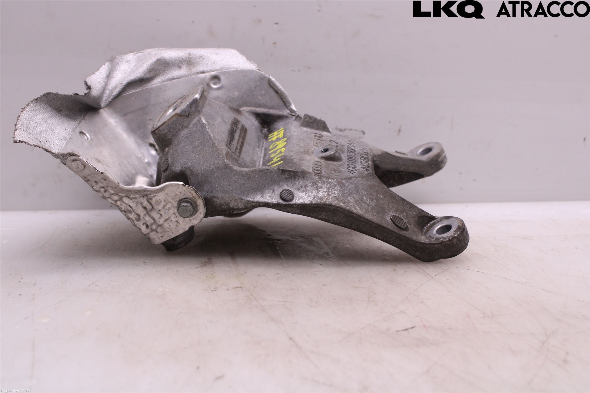 Audi A4 12-15 Motorfäste