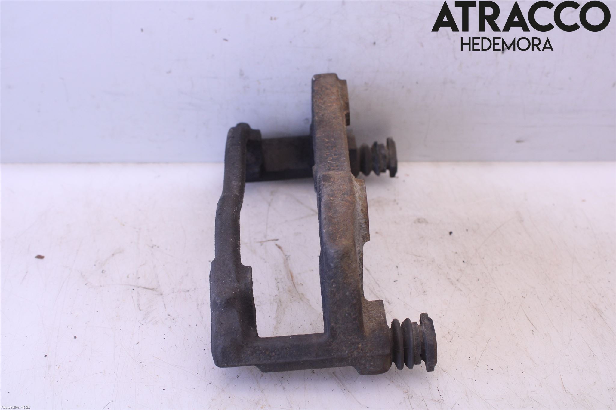 Ford TRANSIT SKÅP/BUSS 14-22 Bromsokshållare