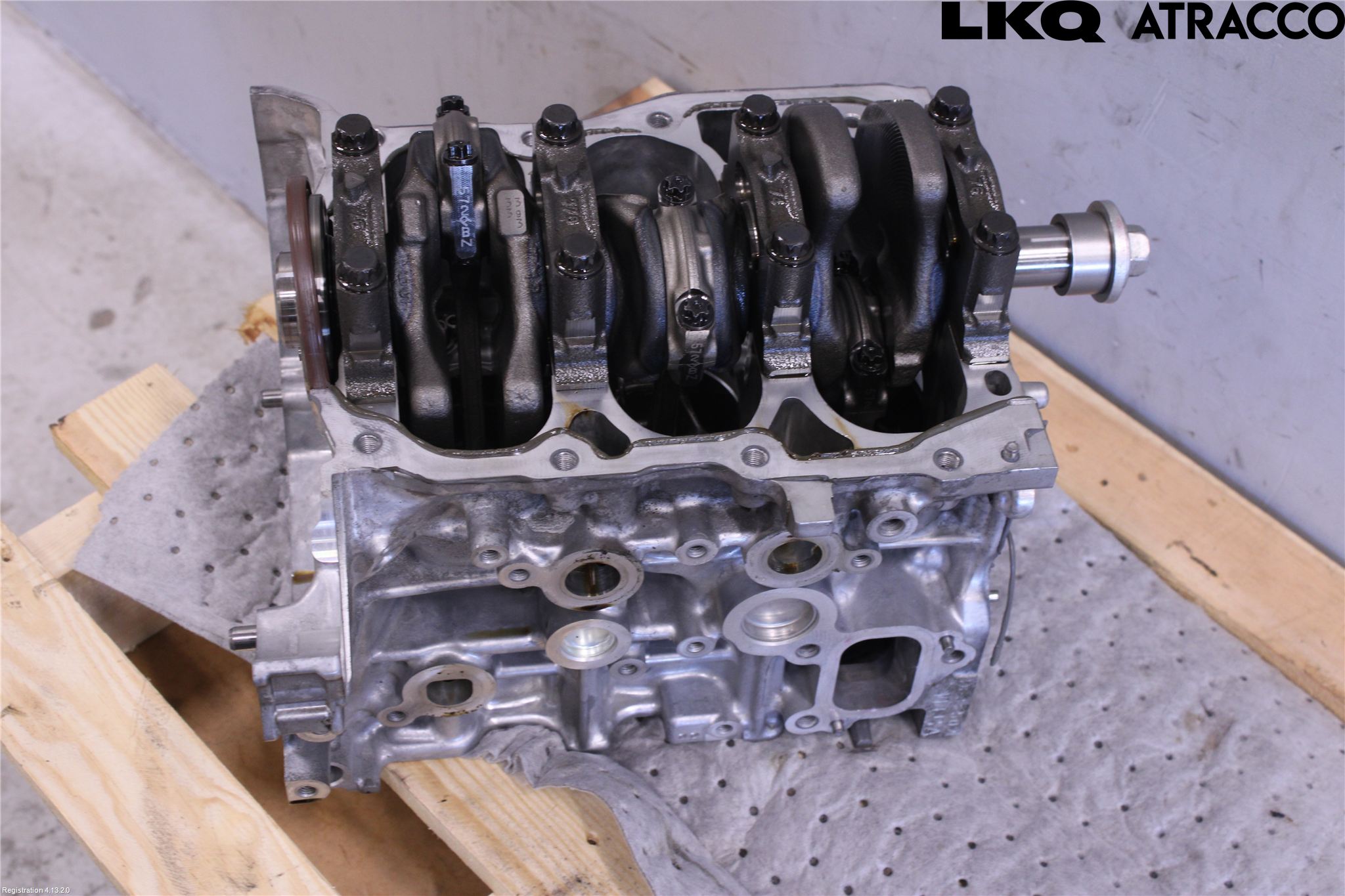 Toyota YARIS XP21 20- Motorblock