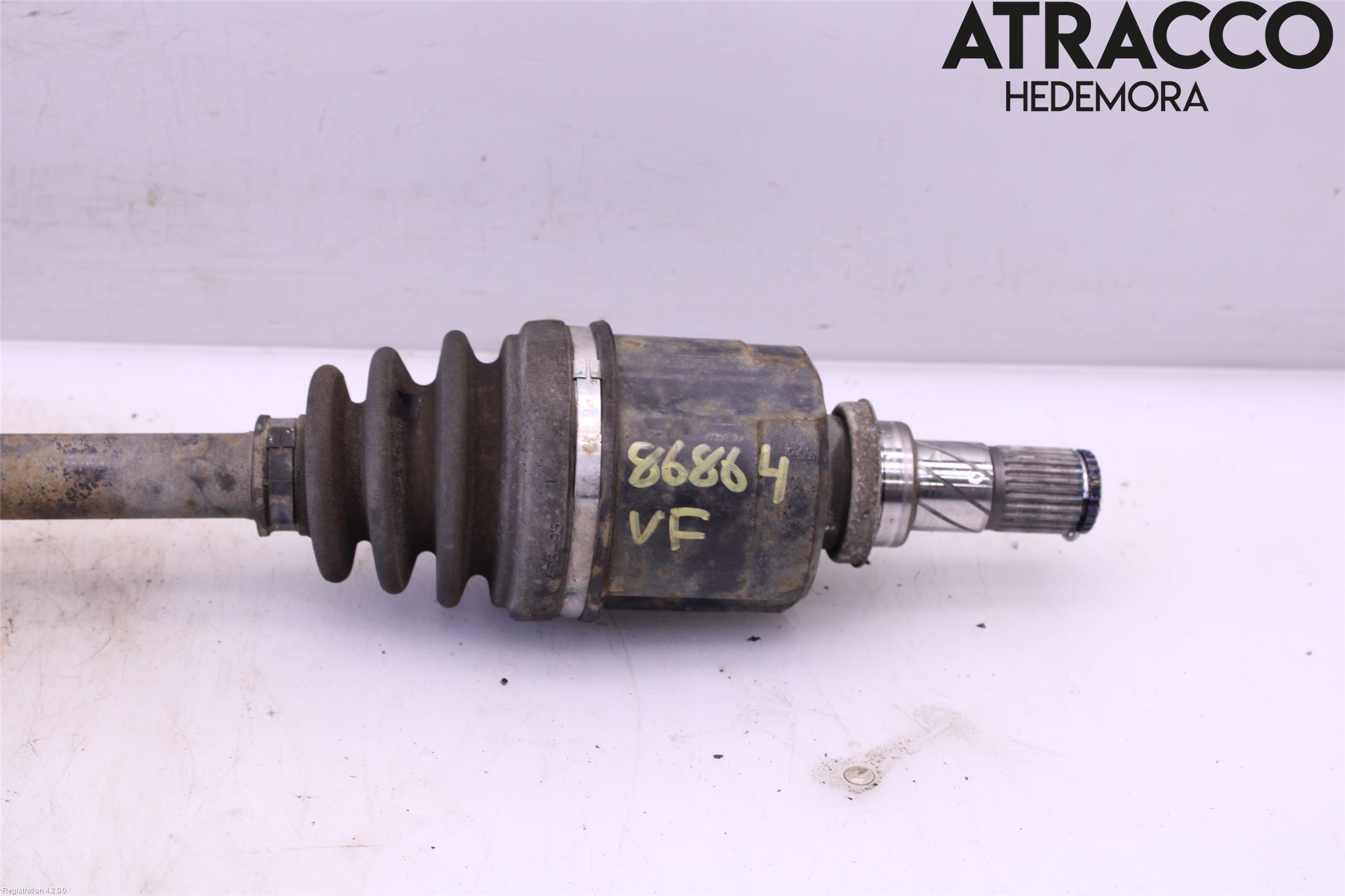 Suzuki KIZASHI Drivaxel Fram Vänster