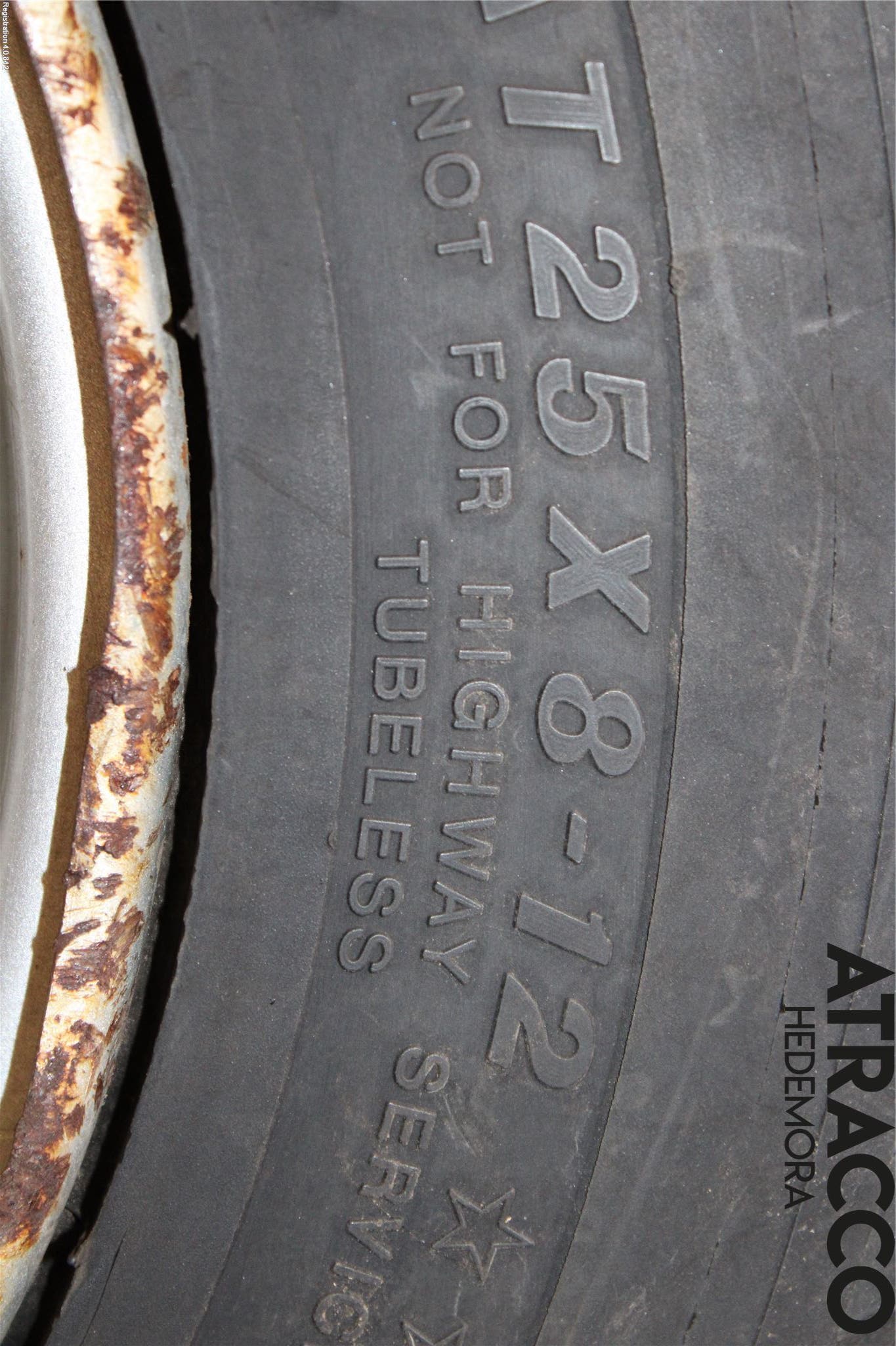 MC och moped ATV YAMAHA Sommardäck Plåtfälg 4St