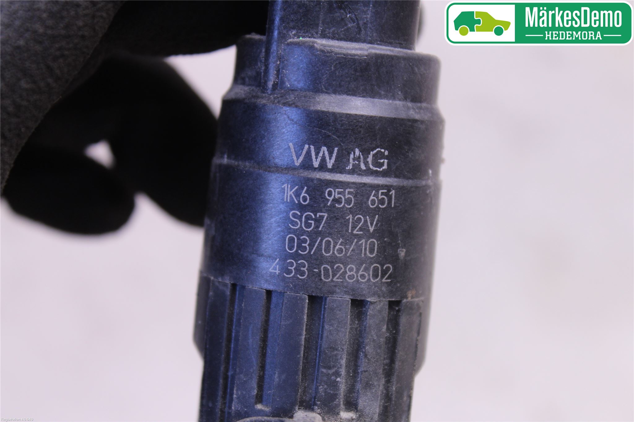 Volkswagen VW POLO 10-17 Spolarpump Vindruta