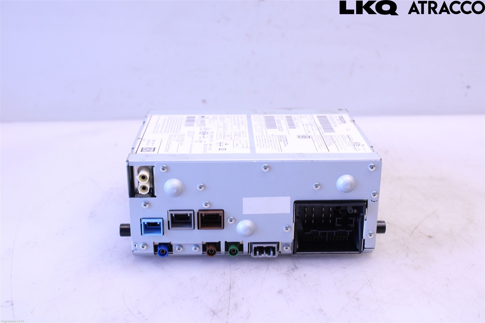 Volvo V60 CROSS COUNTRY 16-18 Radio-Stereo Förstärkare