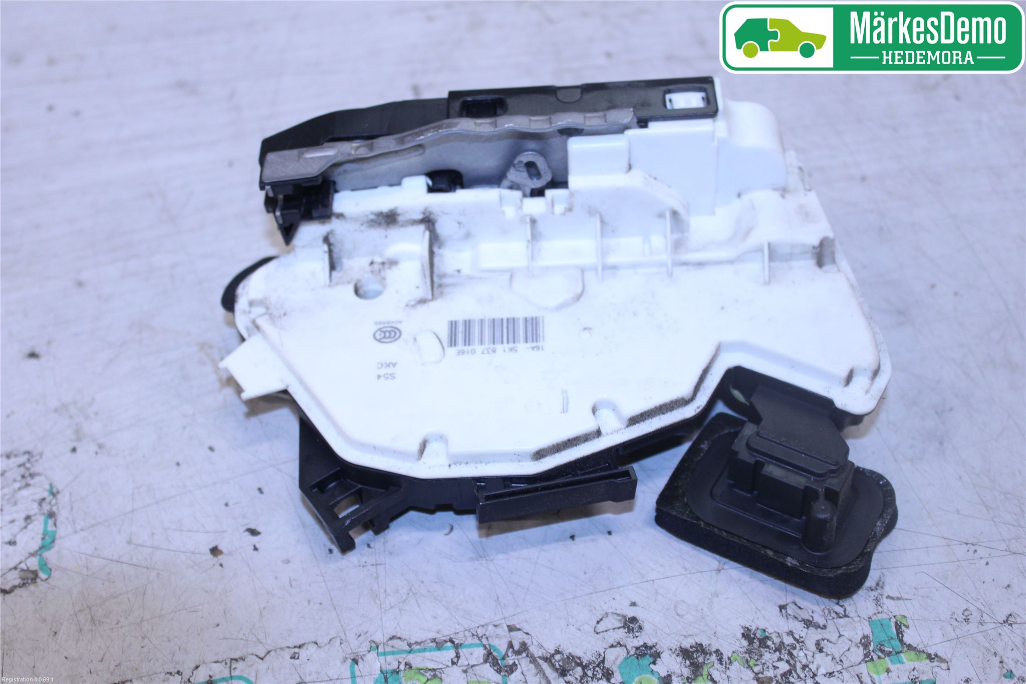 Volkswagen VW POLO 10-17 Låskista-Dörrlås