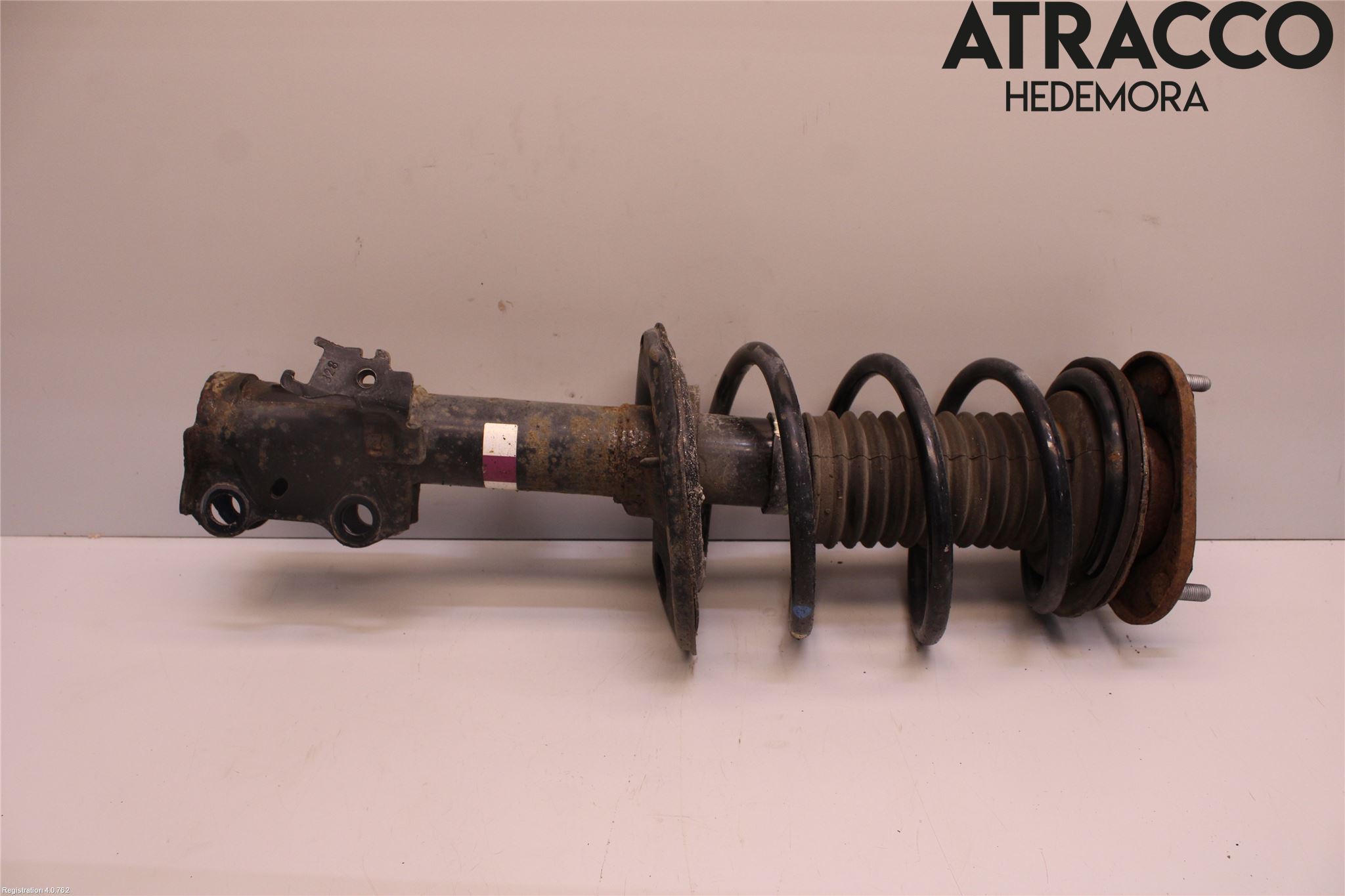 Toyota AURIS 13-19 Fjäderben Fram Höger