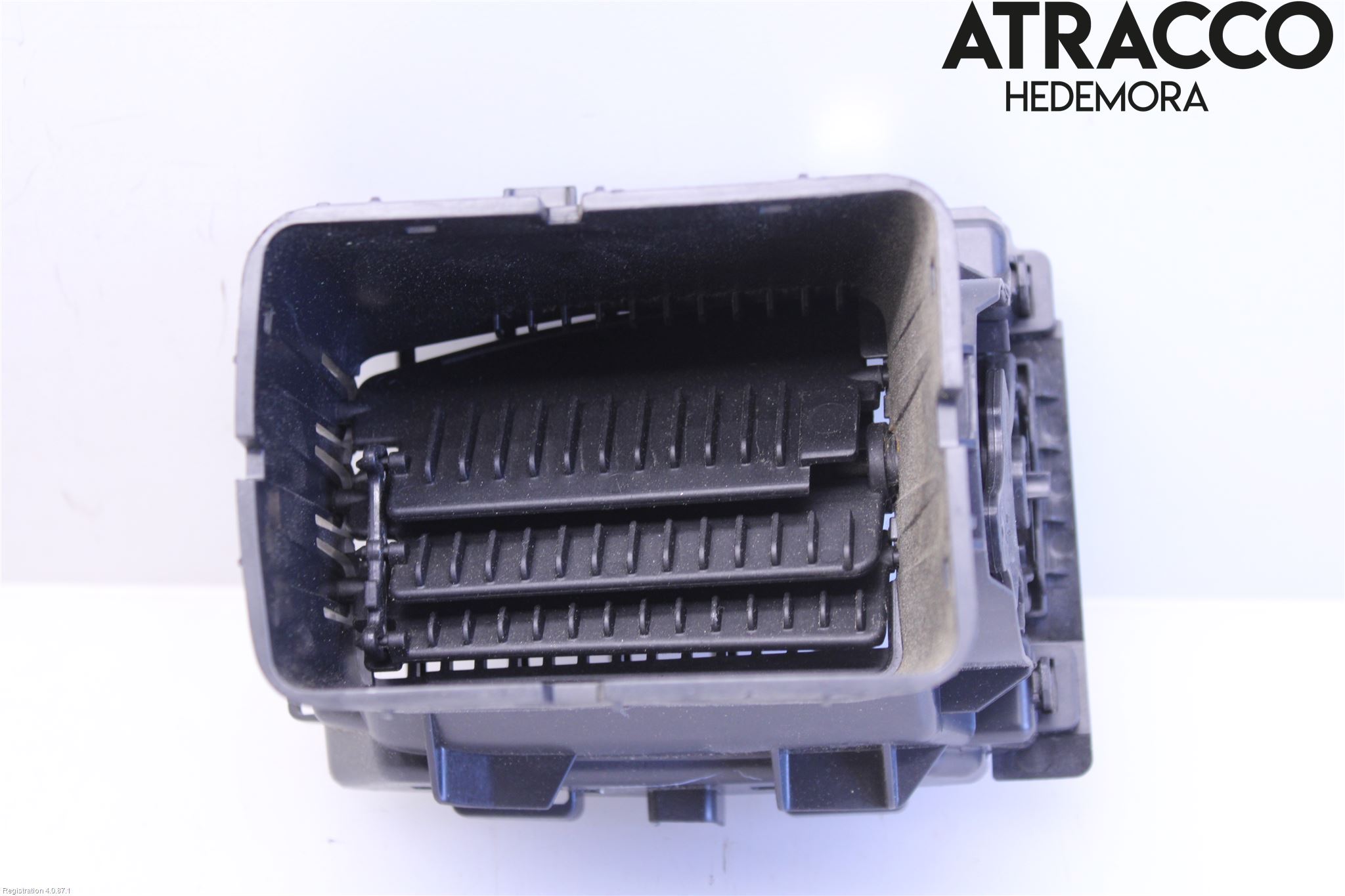 Renault TRAFIC/E-TECH 15- Defrosterkanal-Munstycke