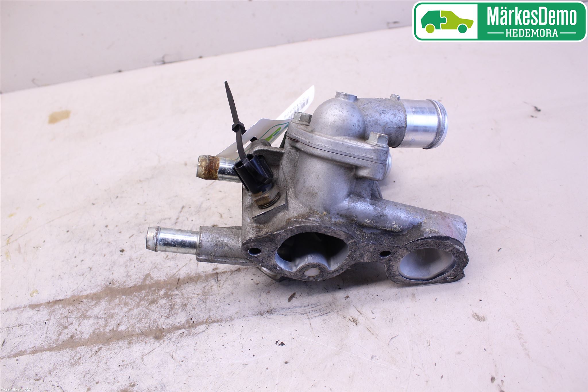 Mitsubishi OUTLANDER 13-21 Termostathus-Lock