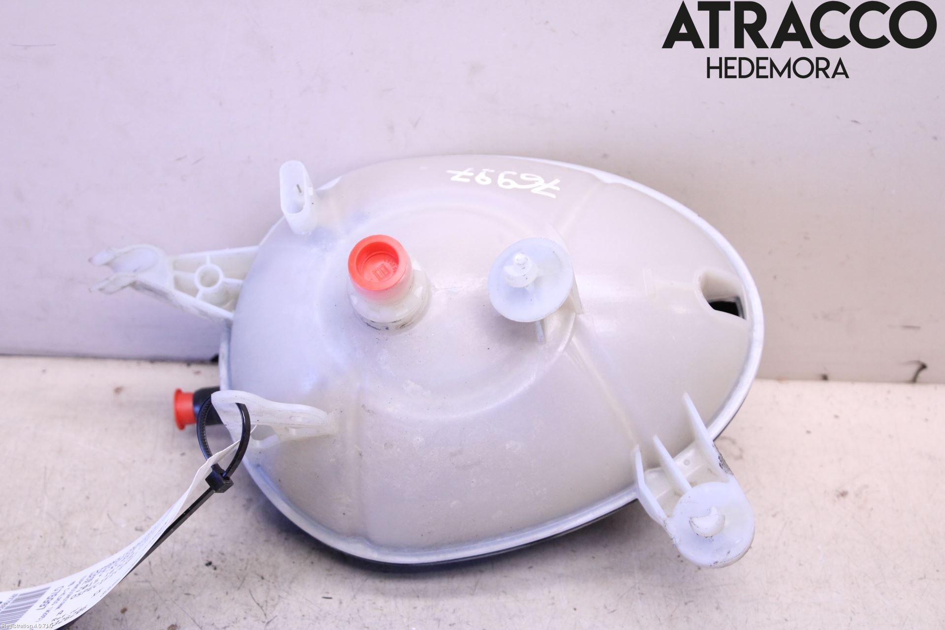 Mercedes-Benz MB C-KLASS (W205) 14-21 Expansionstank