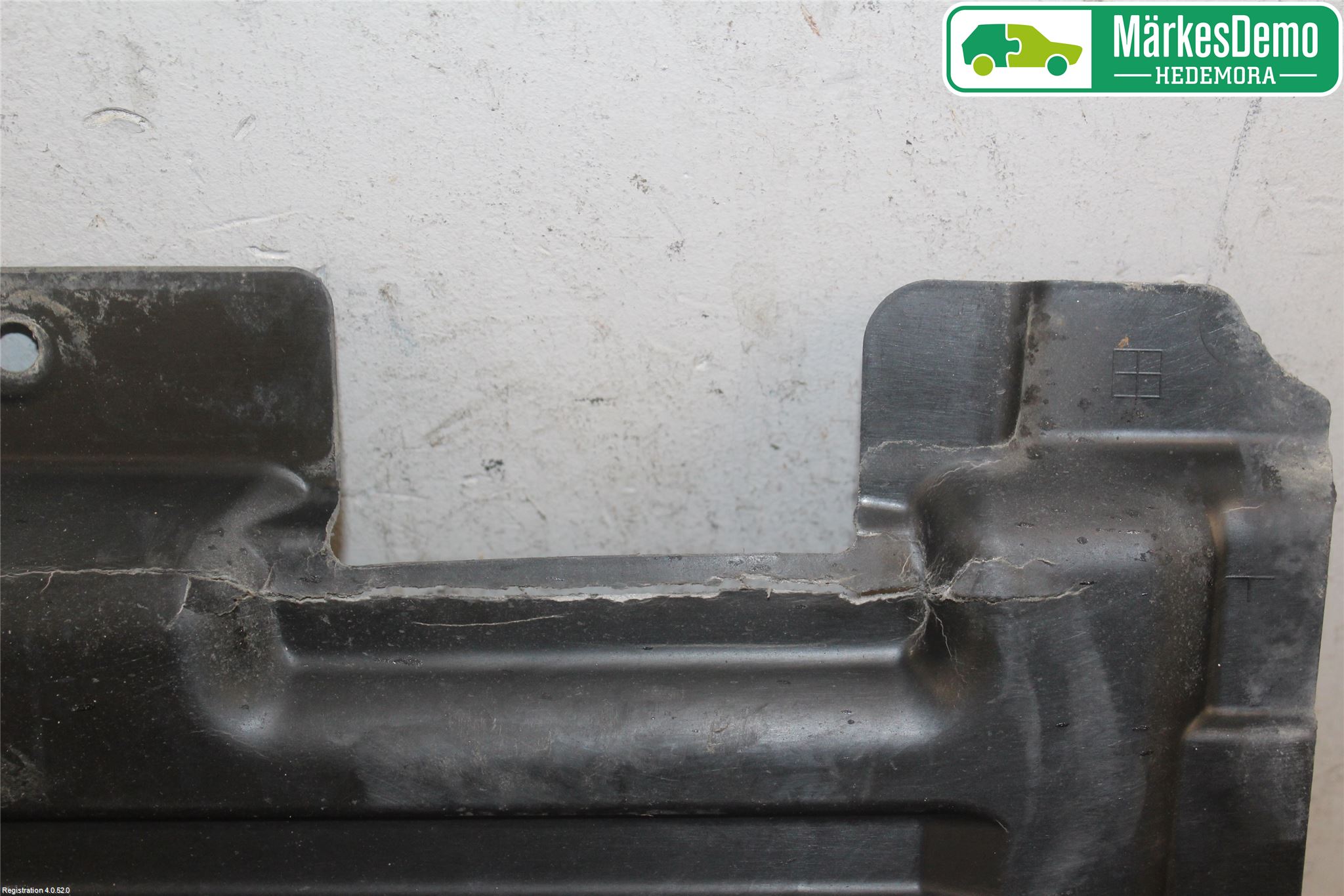 BMW X5 E70 07-13 Hasplåt Plåt-Plast