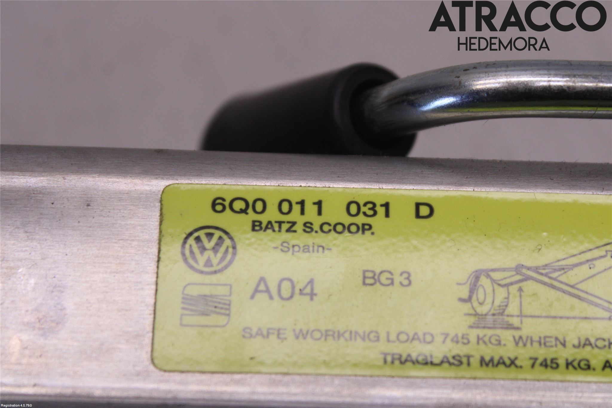 Volkswagen VW POLO 05-09 Domkraft