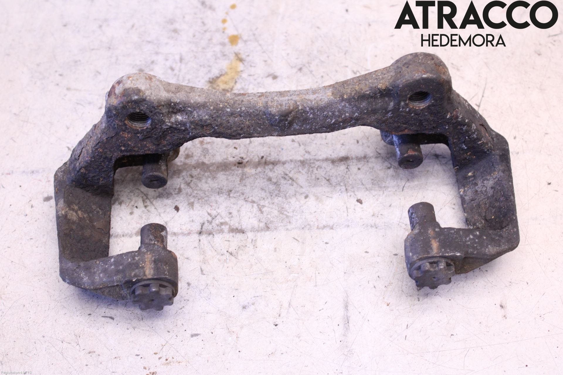 Audi Q5 09-16 Bromsokshållare