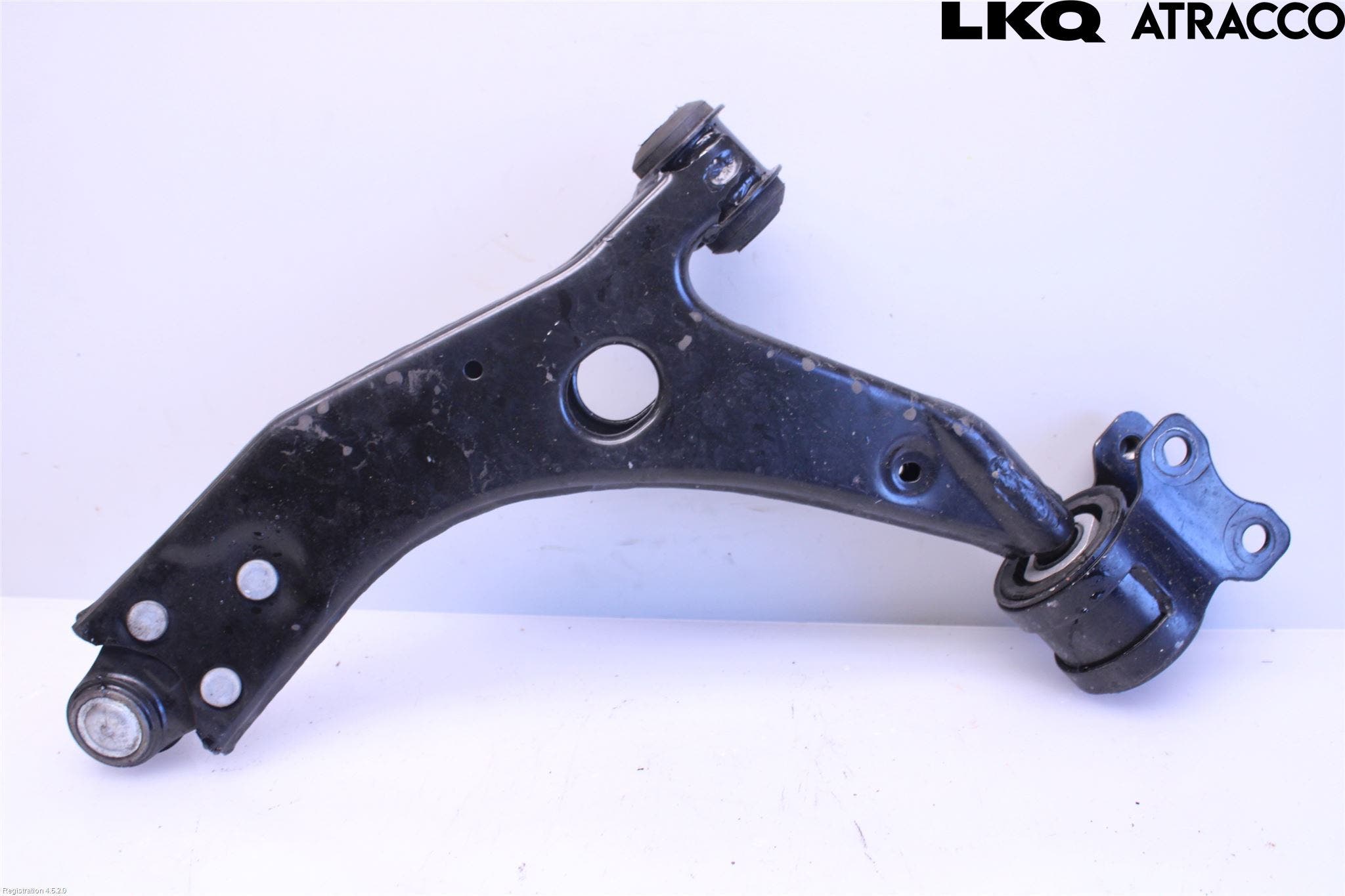 Ford FOCUS 08-11 Bärarm Fram Undre Hö