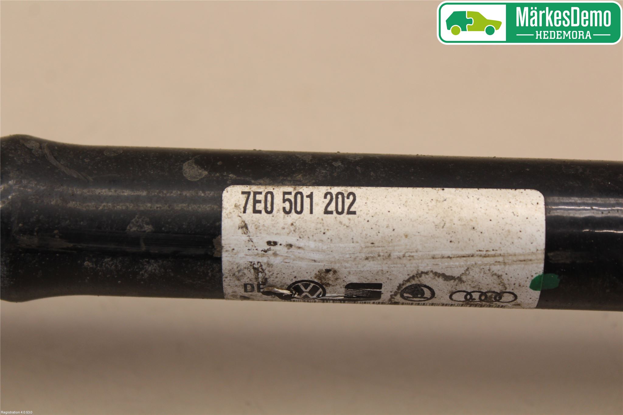 Volkswagen VW TRANSP/CARAVELLE (T5) 04-15 Drivaxel Bak Höger