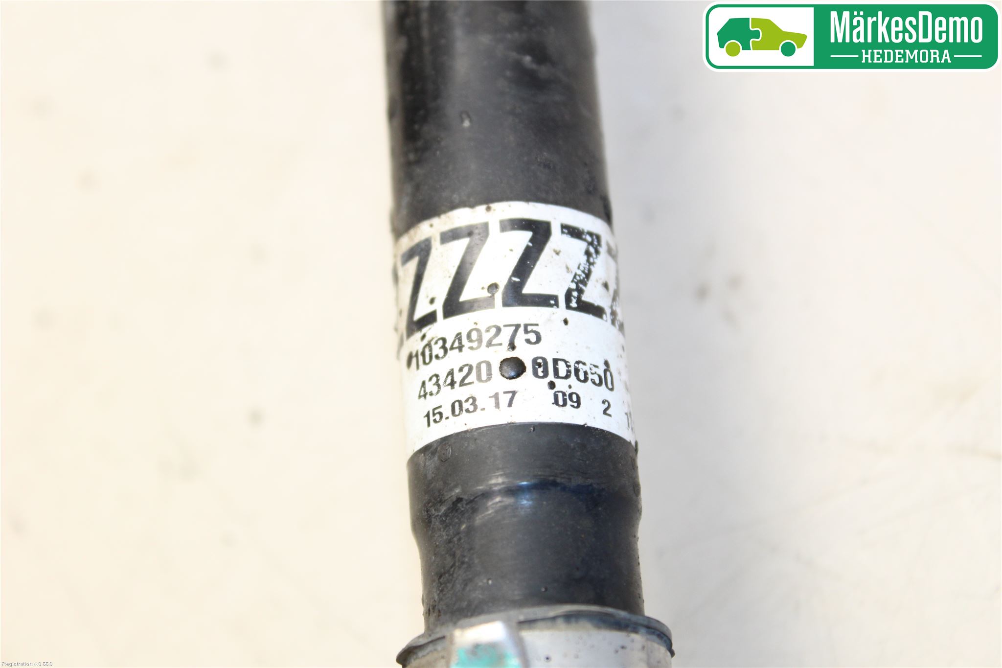 Toyota YARIS XP130 15-20 Drivaxel Fram Vänster