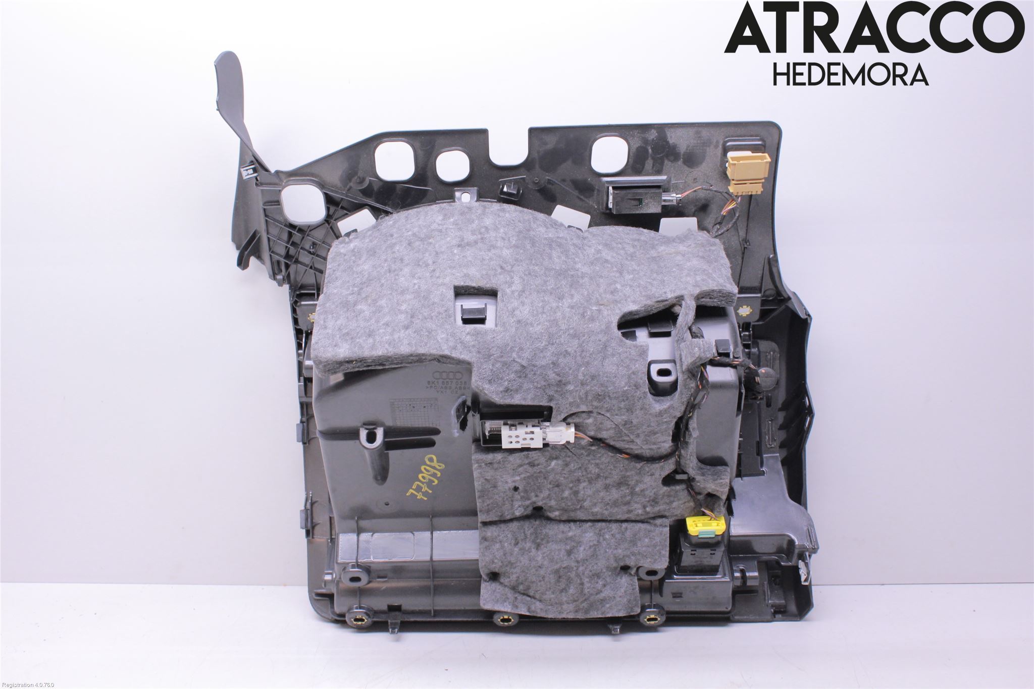 Audi A4/S4 08-11 Handskfack