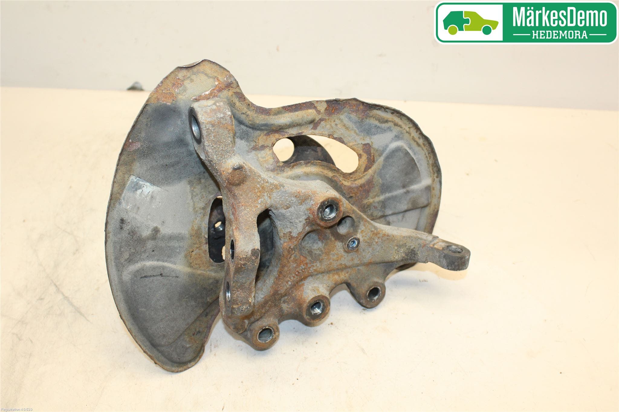 Mercedes-Benz MB C (203) 00-07 Styrspindel Lagerhus Hö