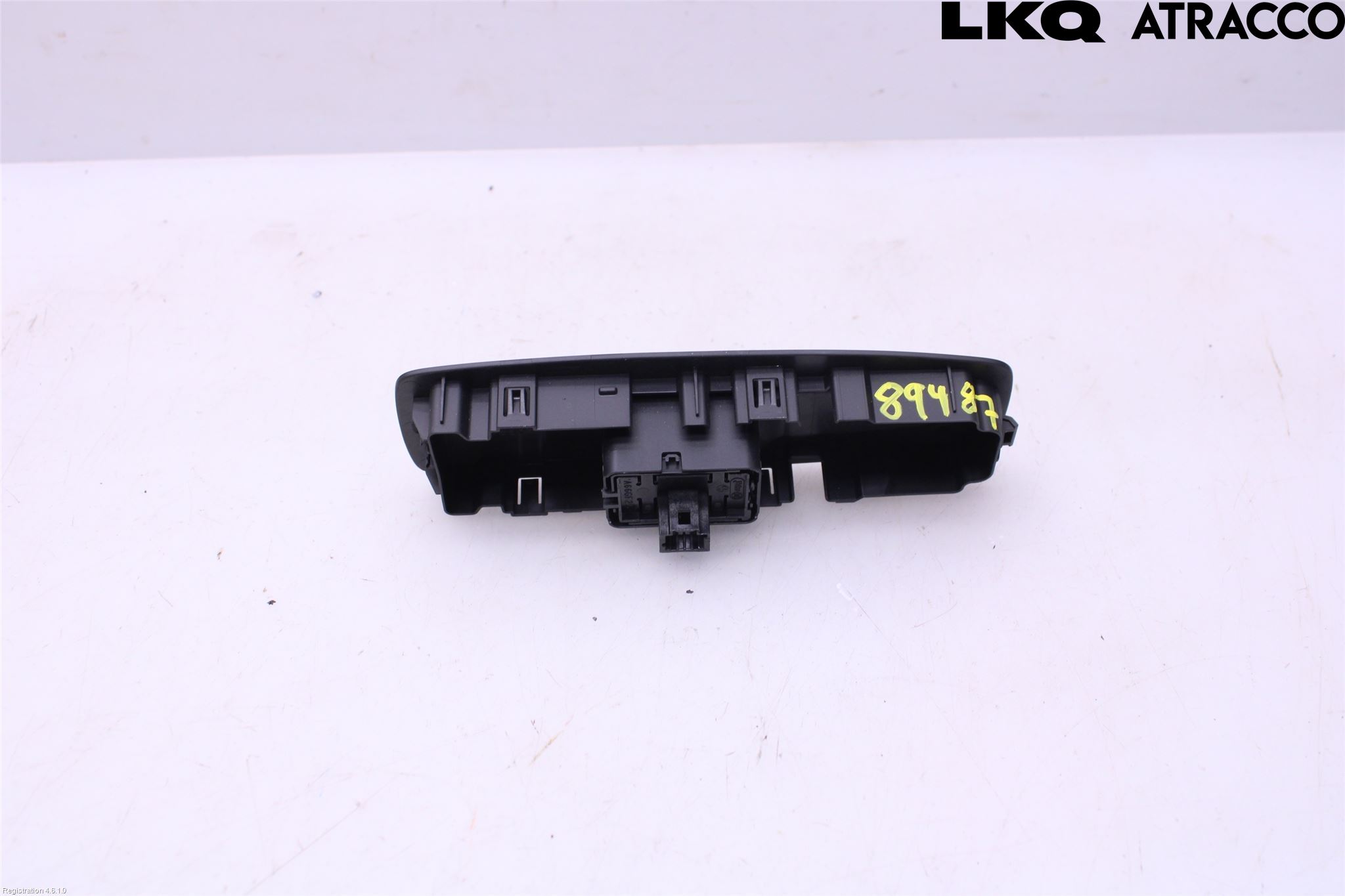 Renault KADJAR 15- Strömställare Elhiss