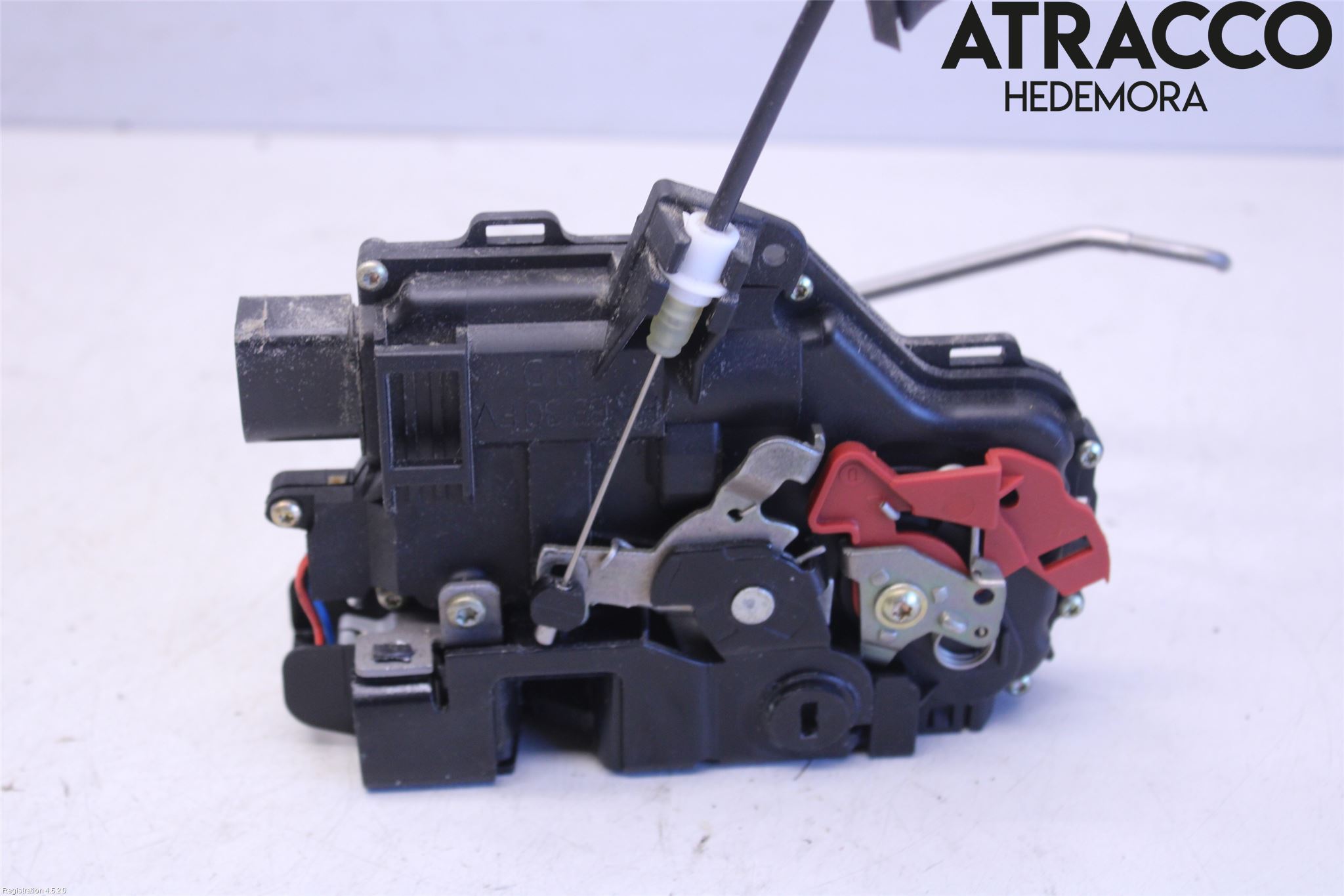 Audi A4/S4 01-05 Låskista-Dörrlås