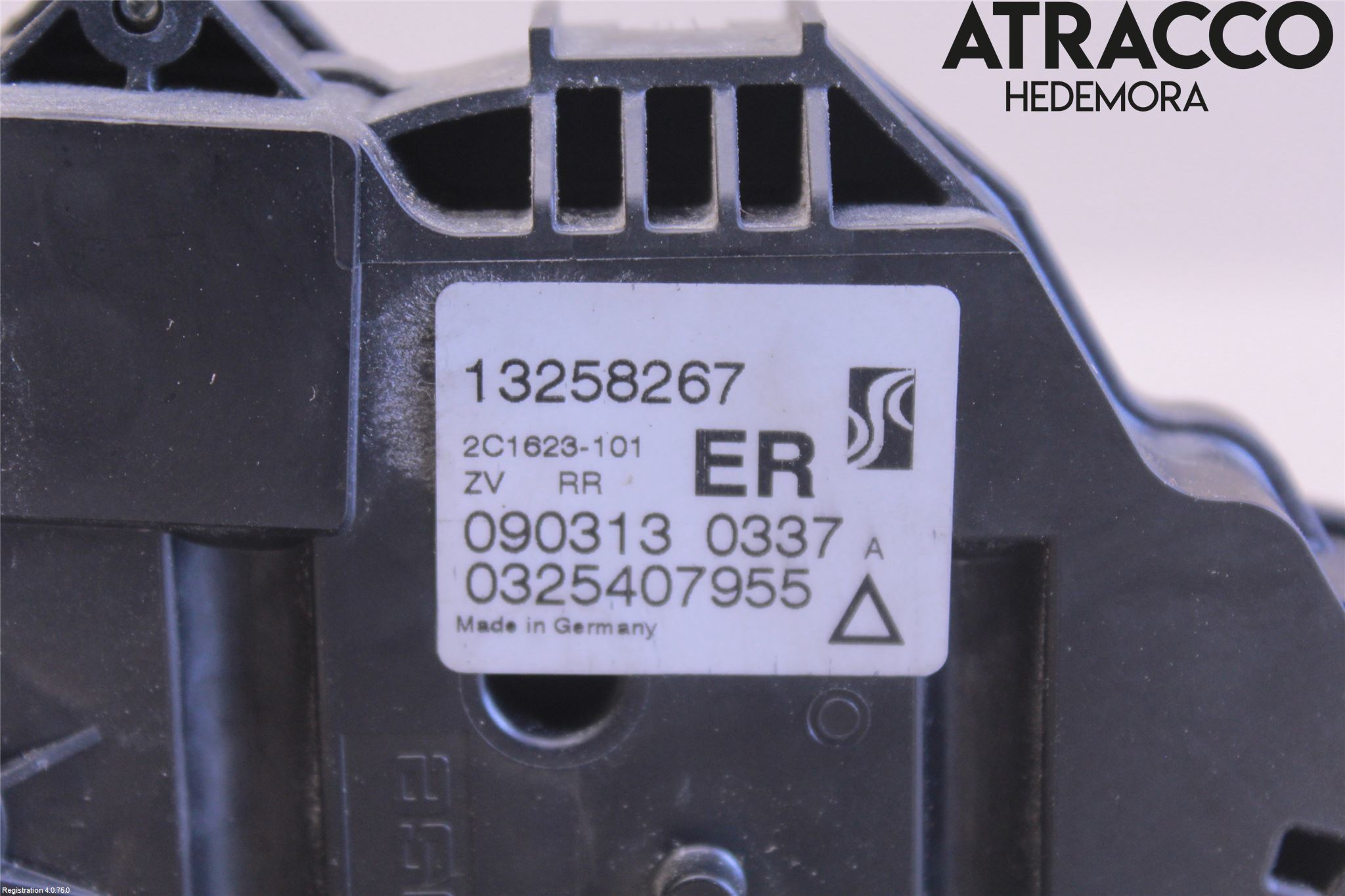 Opel CORSA D 07-14 Låskista-Dörrlås