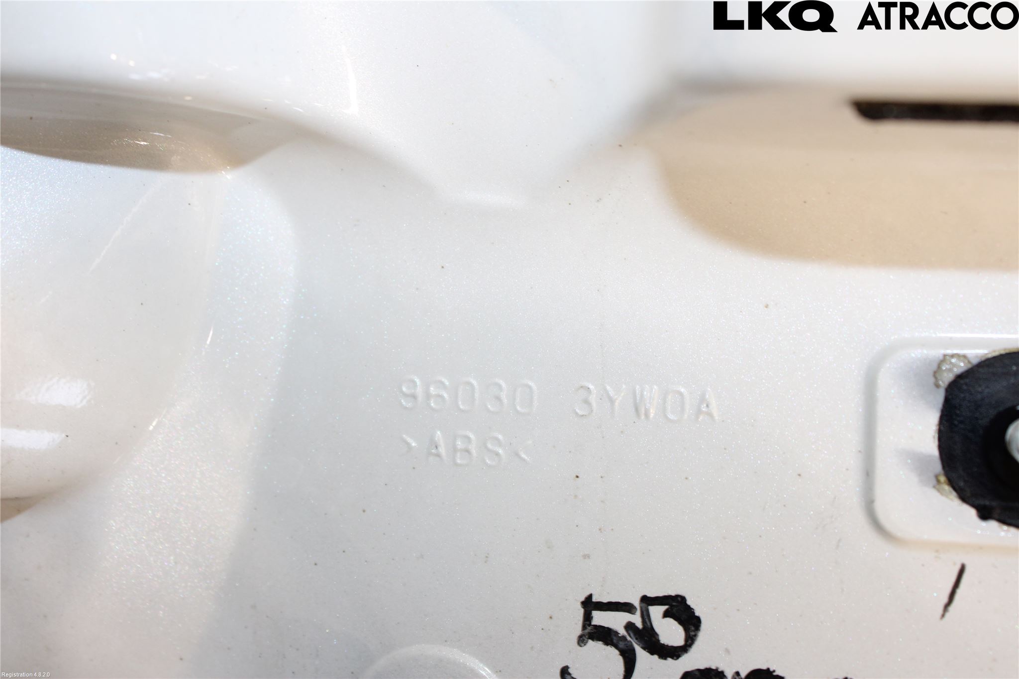 Nissan JUKE 10-14 Spoiler Baklucka