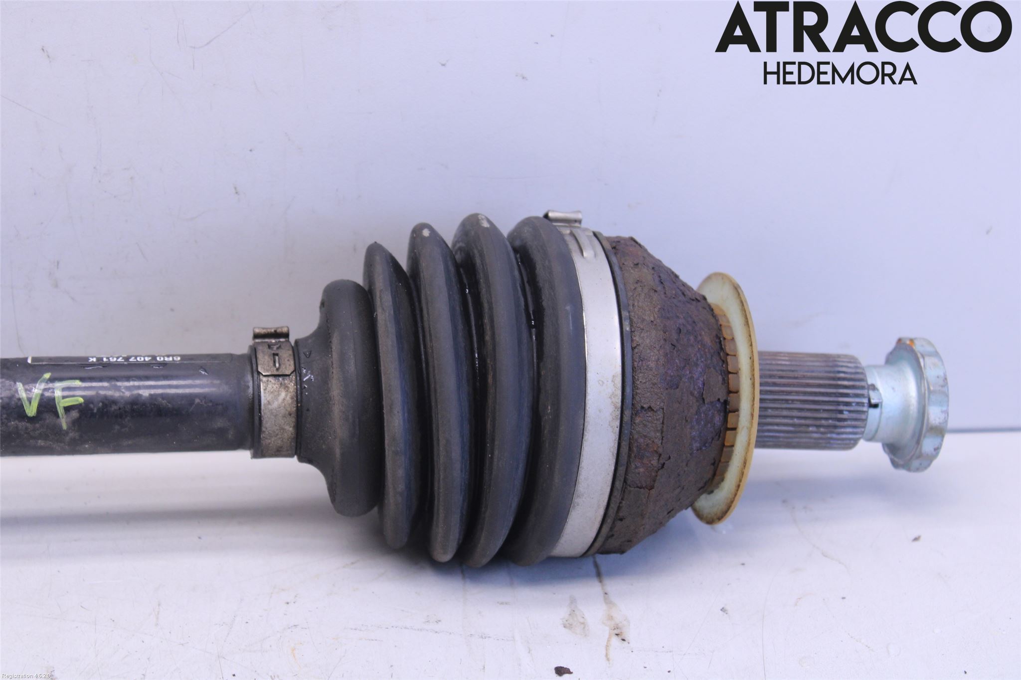 Skoda FABIA 15-21 Drivaxel Fram Vänster