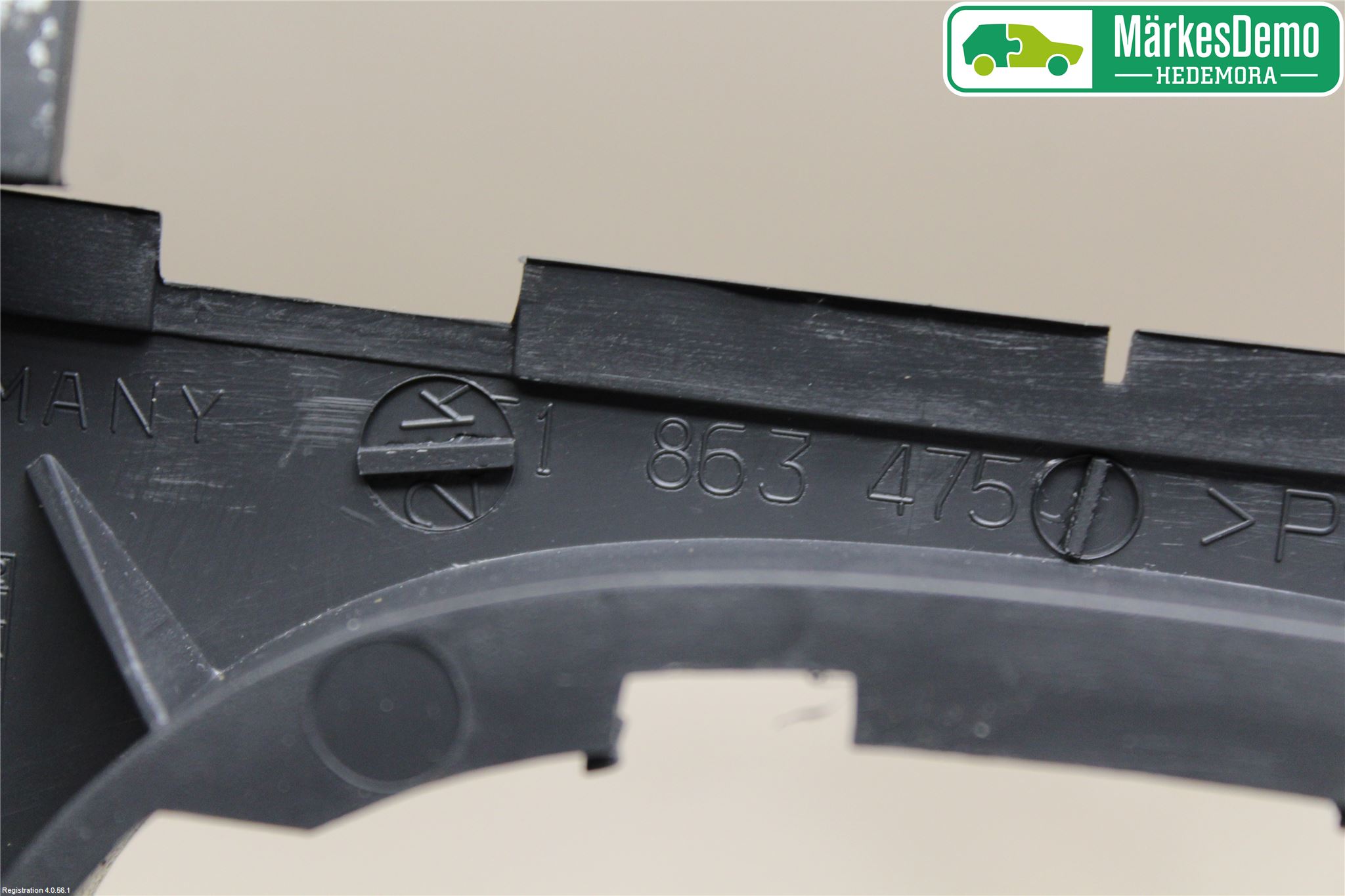 Volkswagen VW CADDY 11-15 Instrumentkonsoll Mitt
