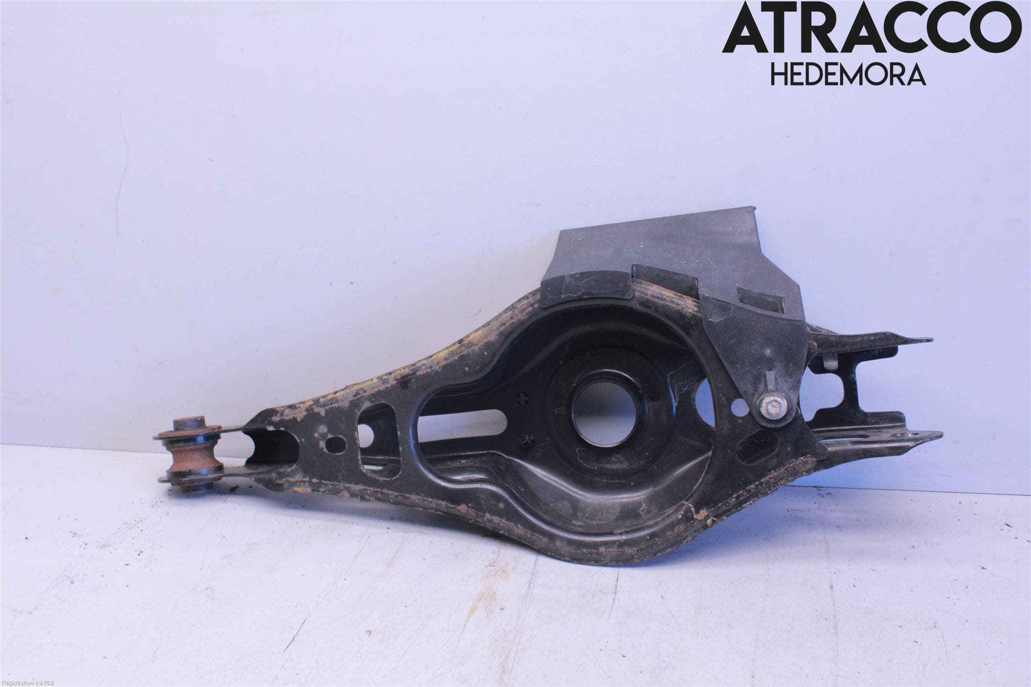 Toyota RAV4 19- Bärarm Bak Vänster