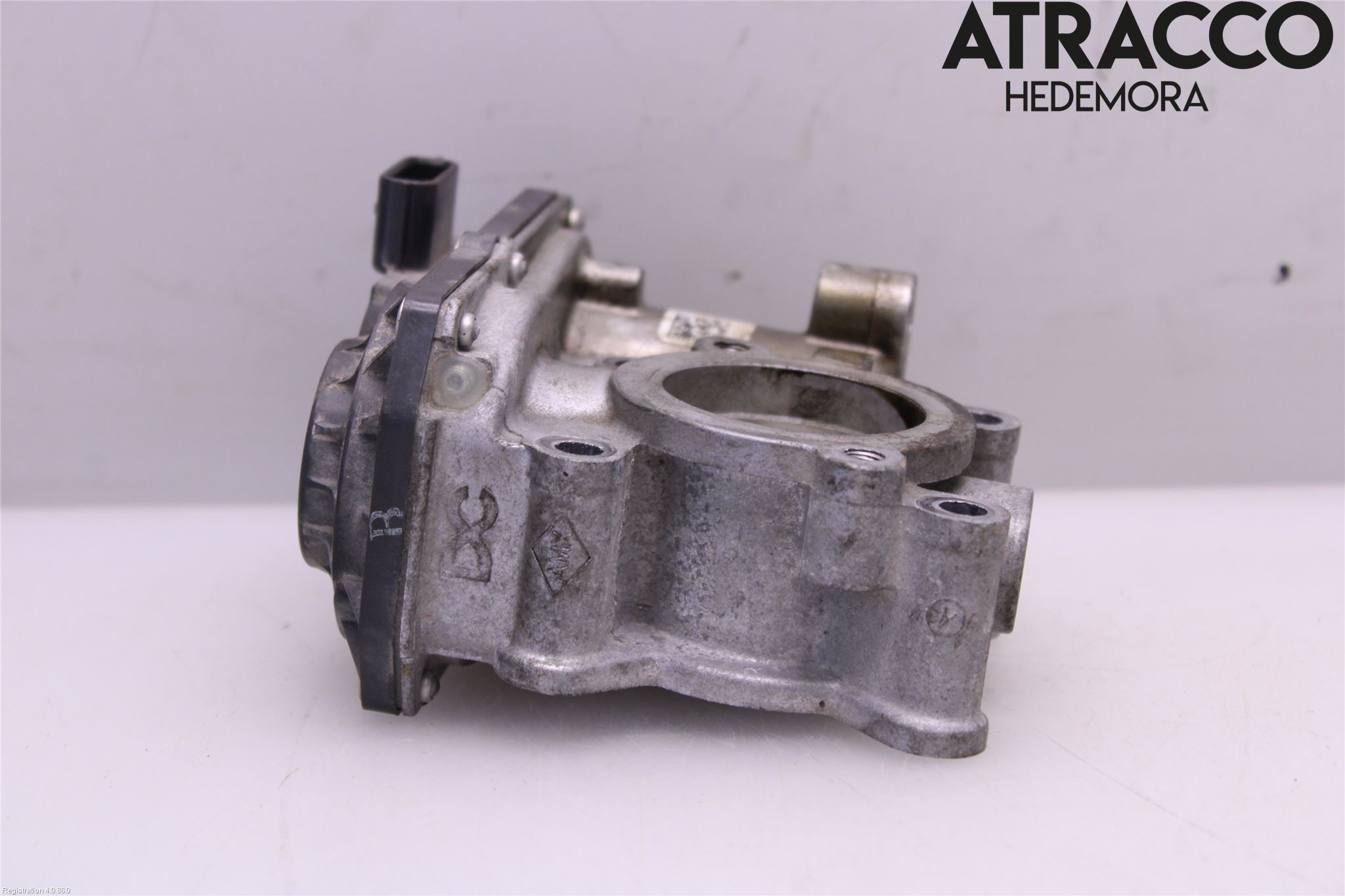 Nissan JUKE 14-19 Injspjällhus