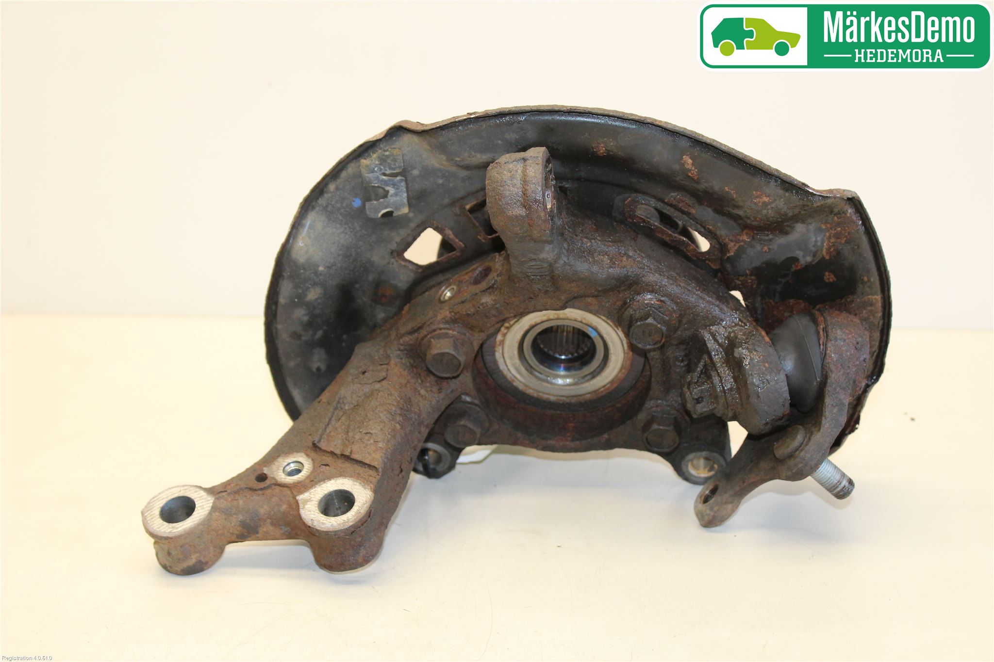 Toyota VERSO 09-18 Styrspindel Lagerhus Hö