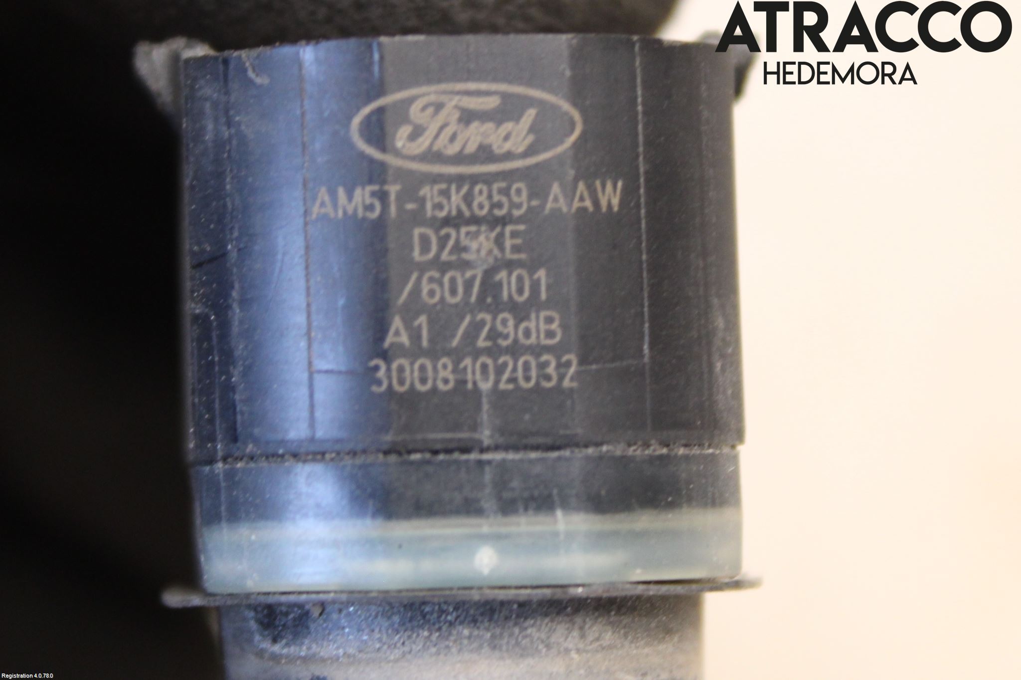 Ford KUGA 08-12 Parkeringshjälp Frontsensor