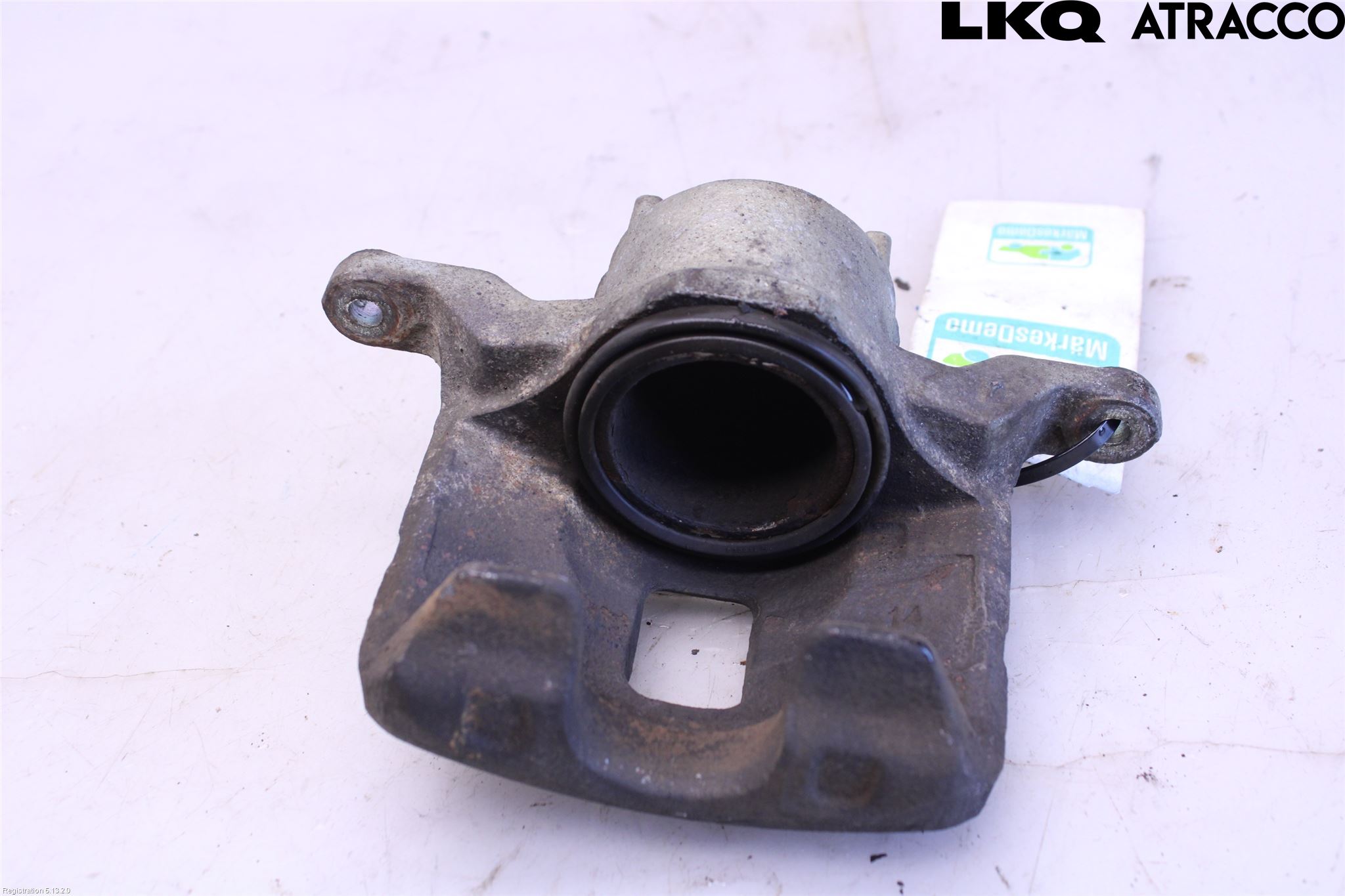 Mitsubishi L200 06-15 Bromsok Fram Höger