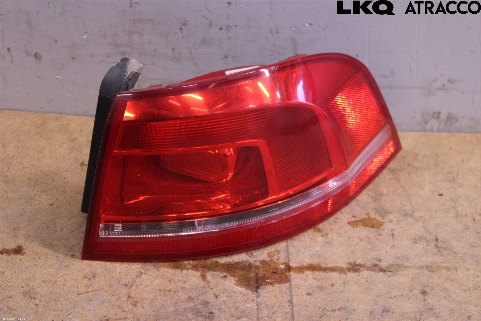 Volkswagen VW PASSAT 11-14 Bakljus Höger