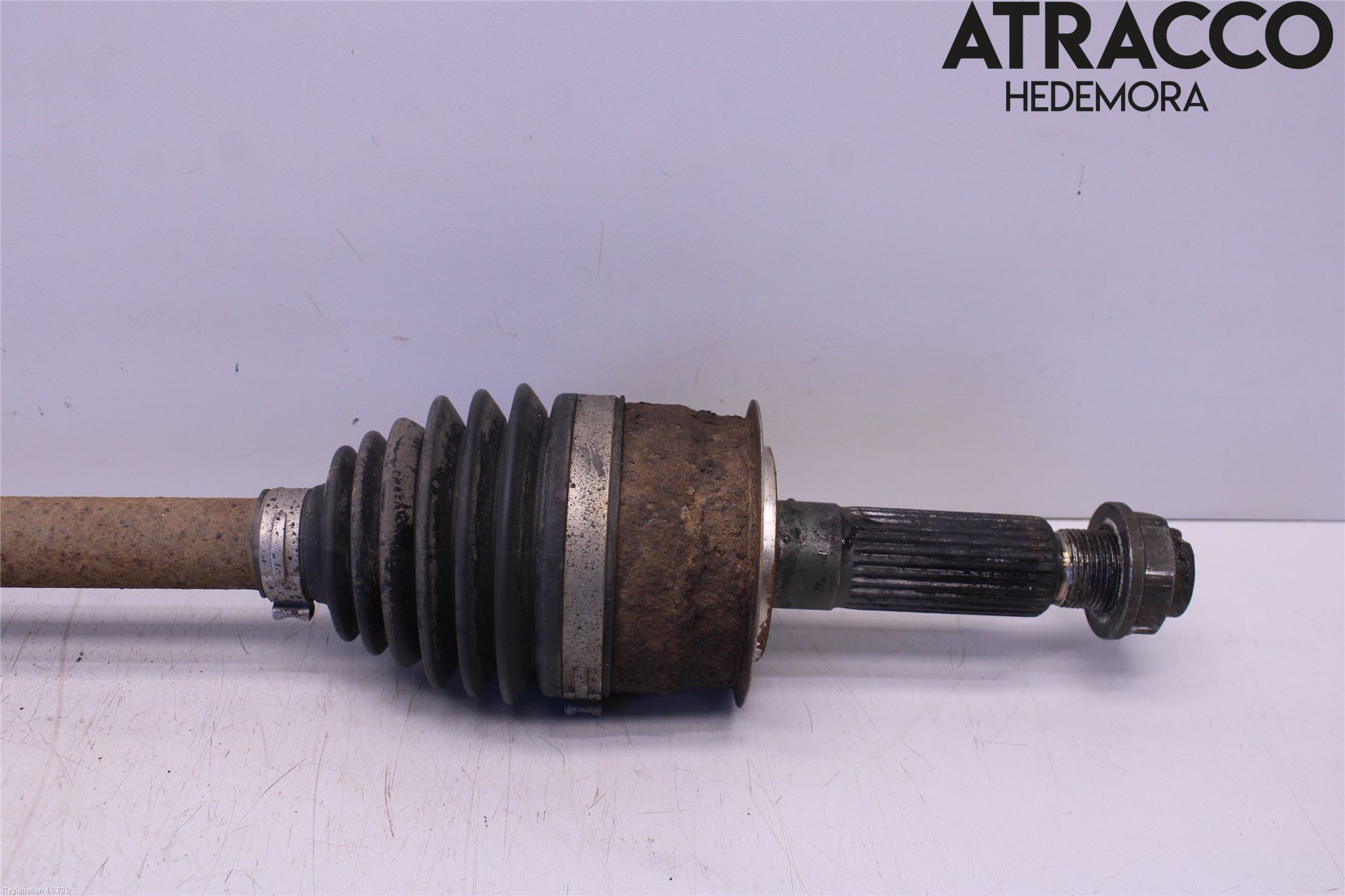 Subaru B9 TRIBECA  06-07 Drivaxel Bak Vänster