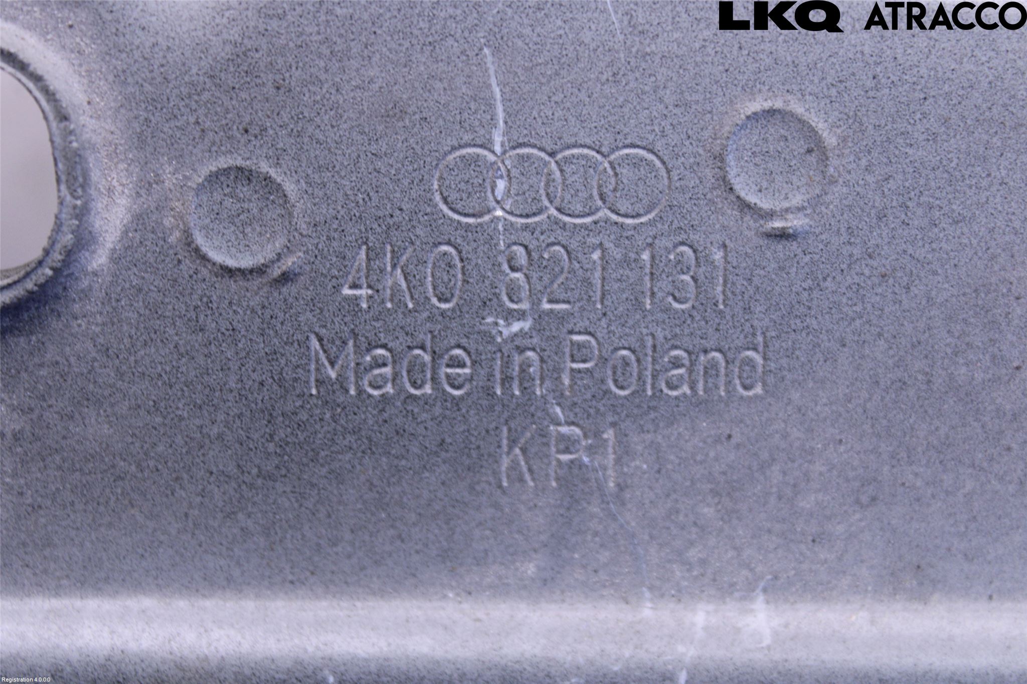 Audi A6 F2/C8 19- Skärmfäste Fram Vä