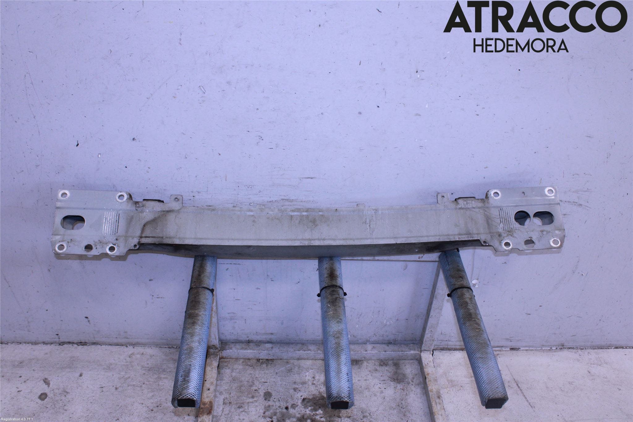 Volvo V70 08-13 Stötfångarbalk Fram